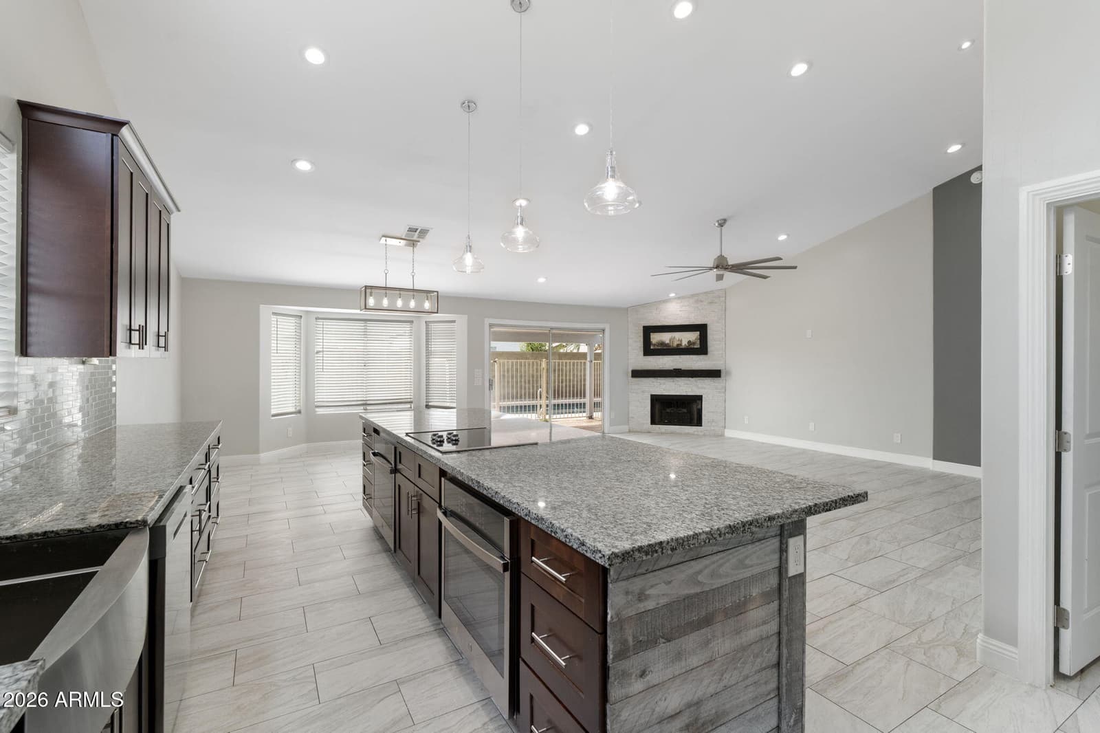 5403 E Farmdale Avenue, Mesa, AZ 85206 — photo 10 of 54