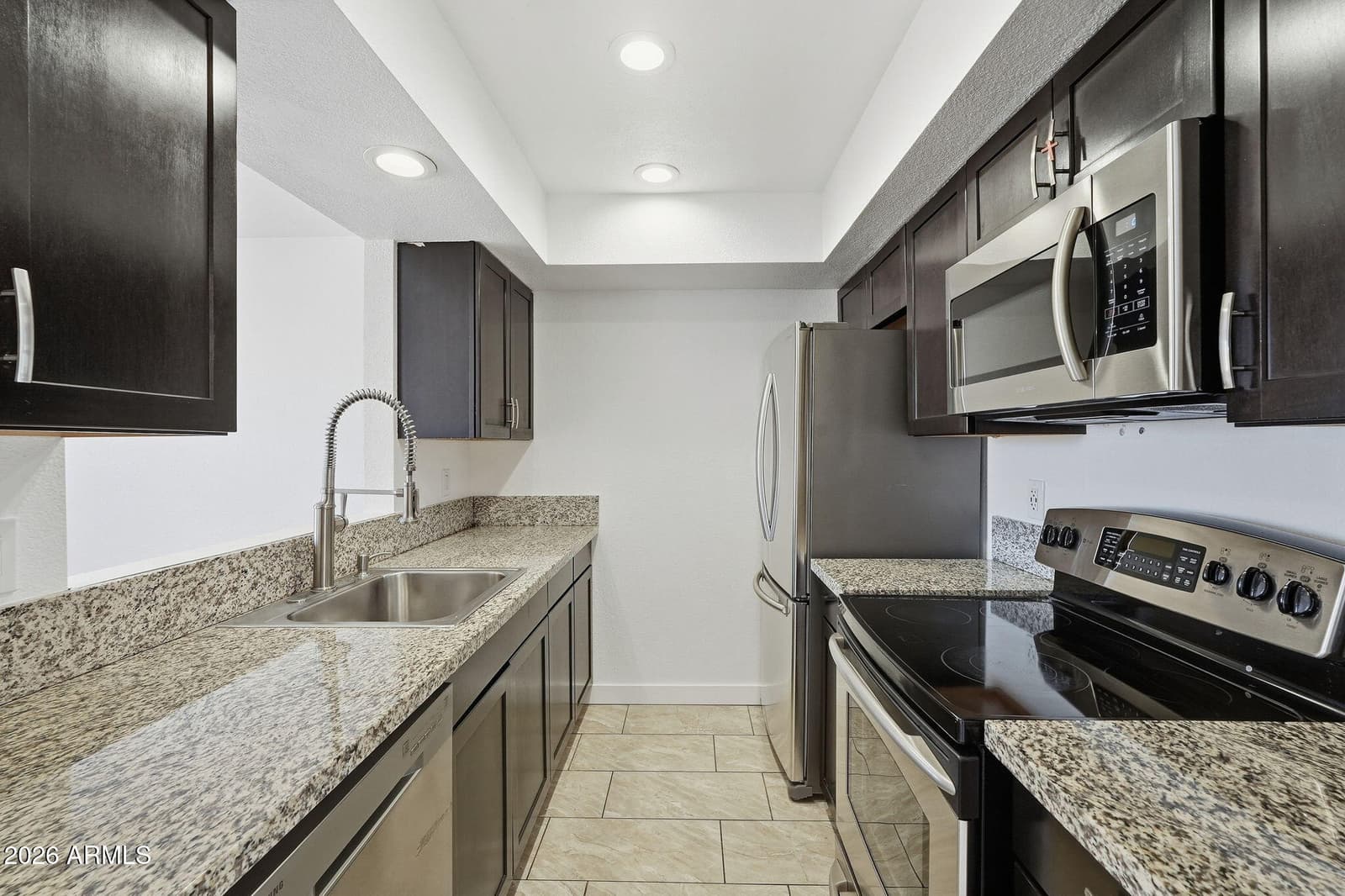 2202 W Glenrosa Avenue 18, Phoenix, AZ 85015 — photo 12 of 32