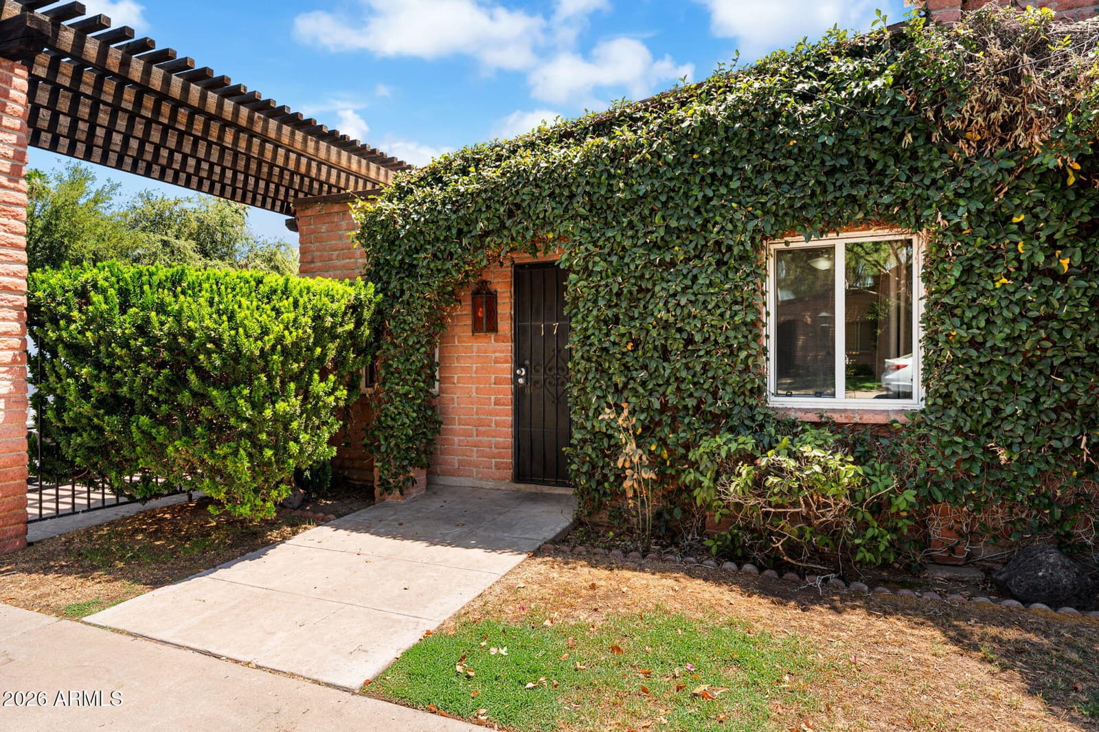 3002 N 32nd Street 17, Phoenix, AZ 85018 — photo 5 of 33