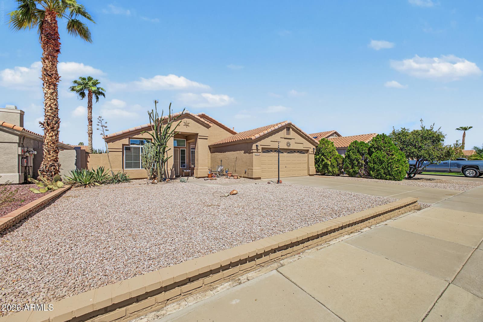 9218 W Saint John Road, Peoria, AZ 85382 — photo 3 of 40