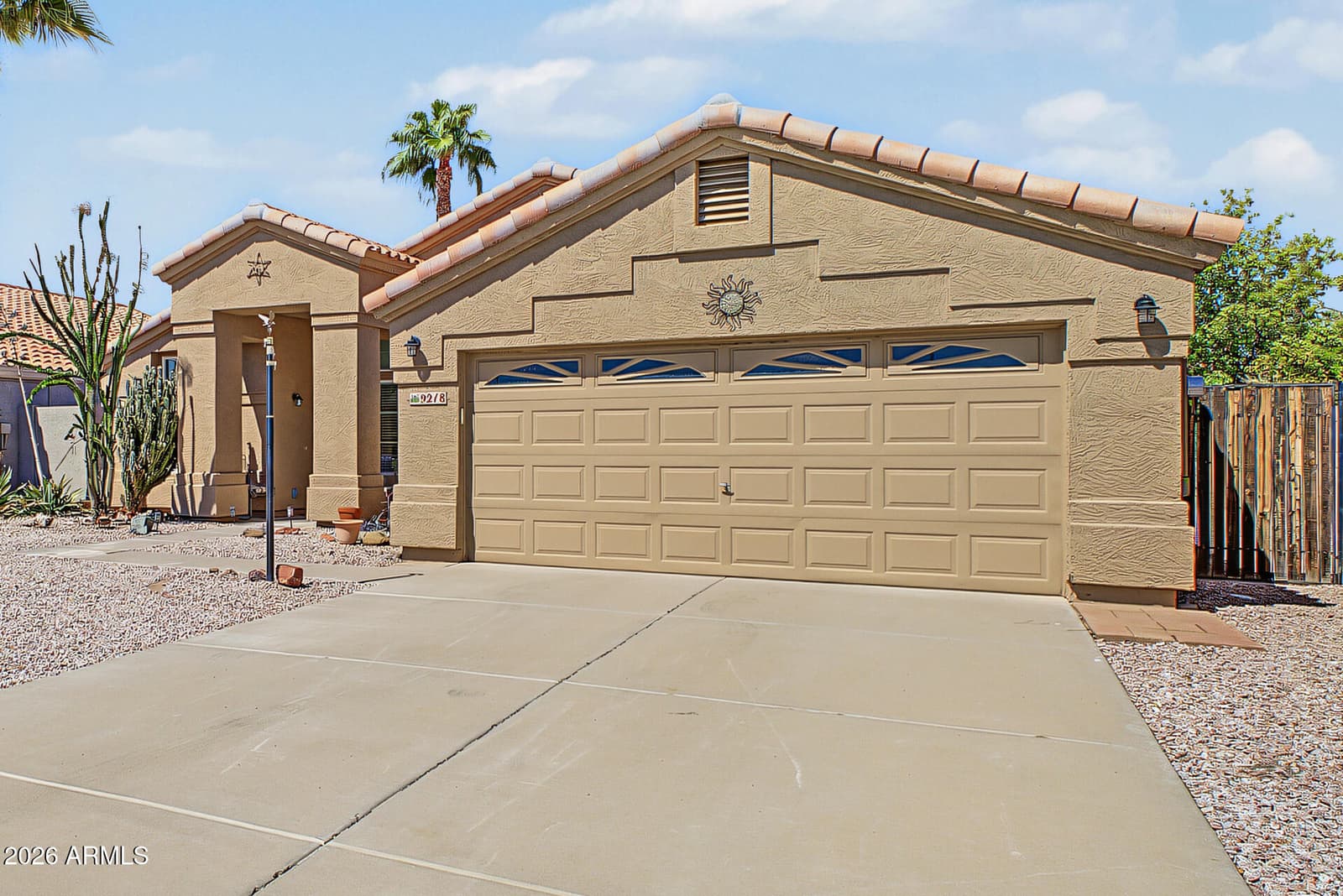9218 W Saint John Road, Peoria, AZ 85382 — photo 6 of 40