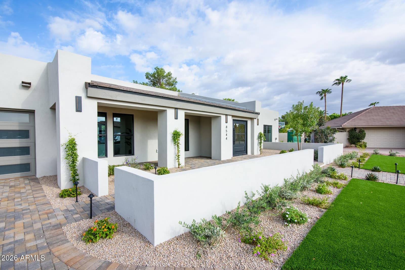 8544 E San Lorenzo Drive, Scottsdale, AZ 85258 — photo 3 of 56