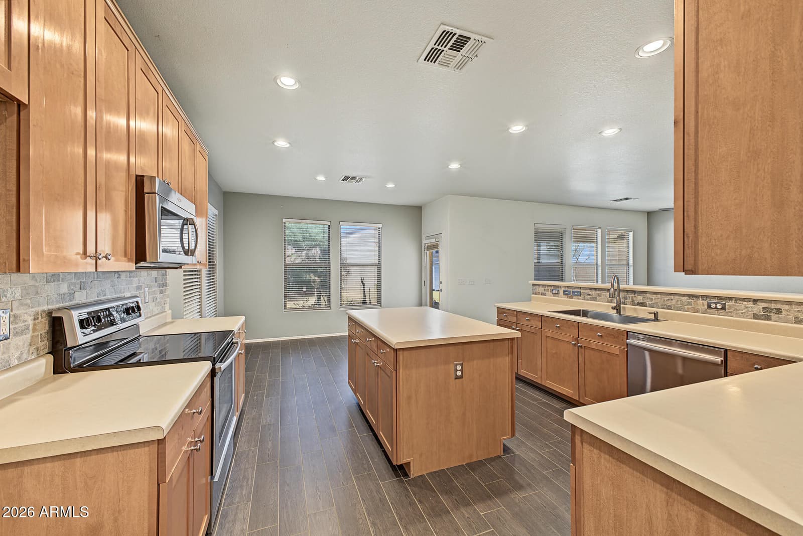 45580 W Starlight Drive, Maricopa, AZ 85139 — photo 18 of 49