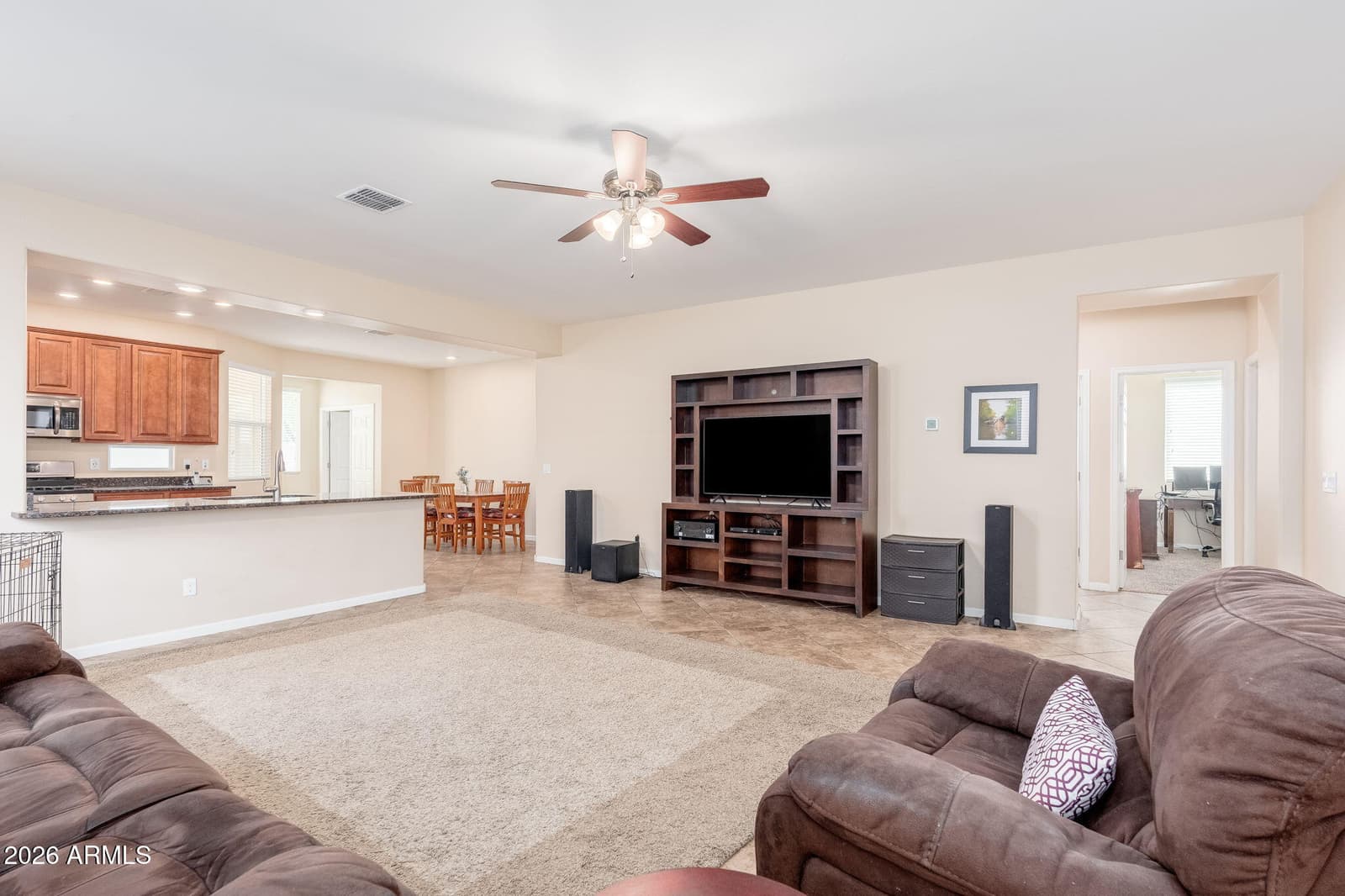 12935 W Flynn Lane, Glendale, AZ 85307 — photo 4 of 38