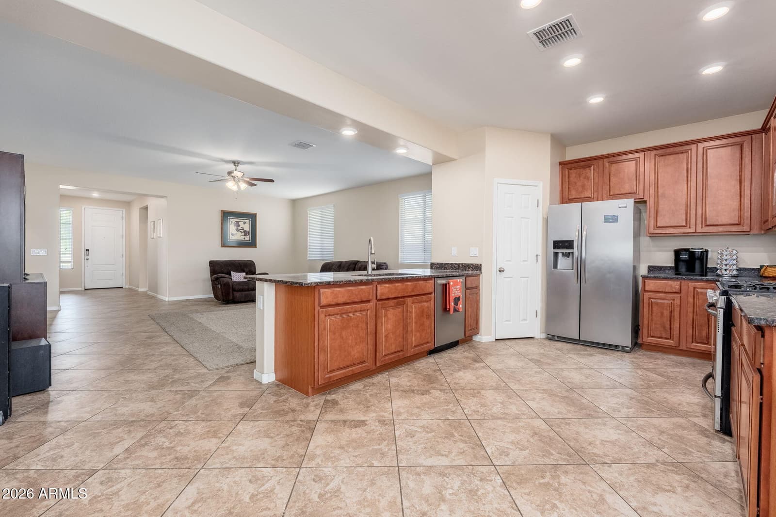 12935 W Flynn Lane, Glendale, AZ 85307 — photo 7 of 38