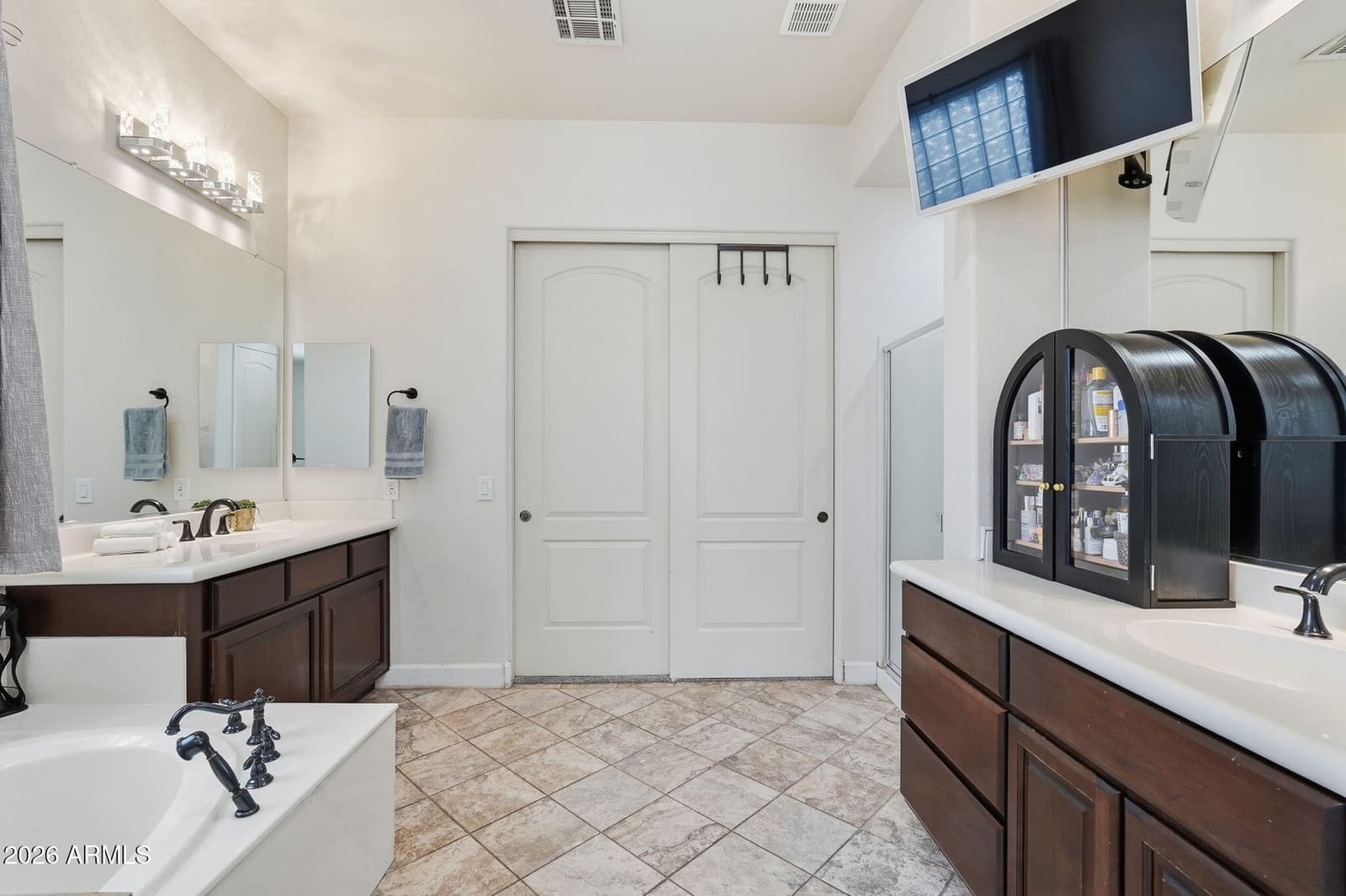 6923 S Black Hills Way, Chandler, AZ 85249 — photo 16 of 41
