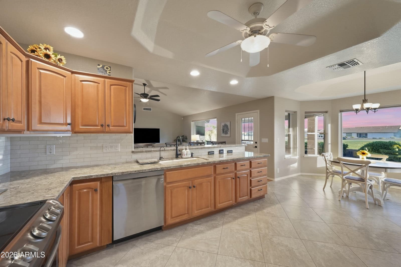 11419 E Navarro Avenue, Mesa, AZ 85209 — photo 11 of 38