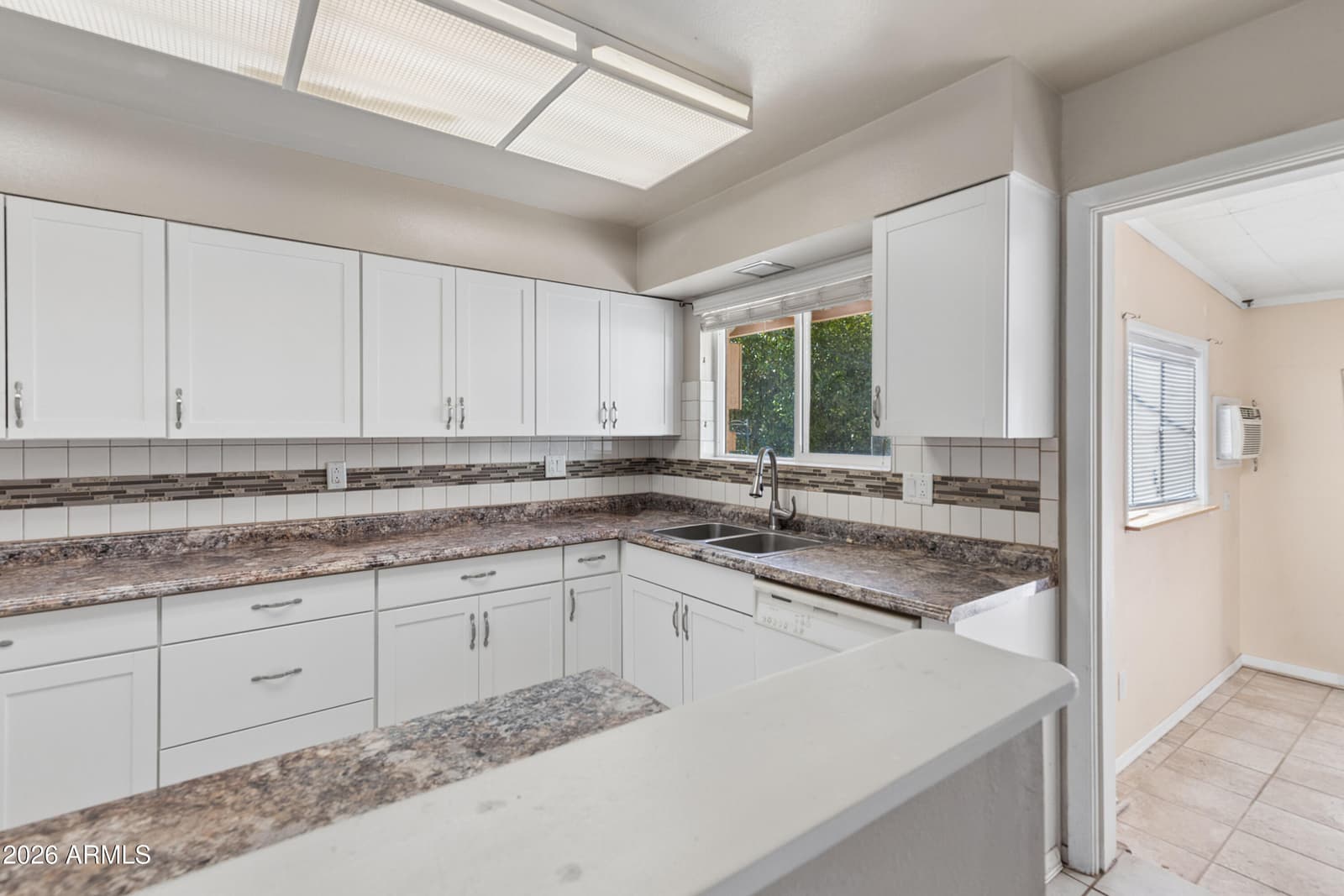 10229 W Pinehurst Drive, Sun City, AZ 85351 — photo 5 of 21