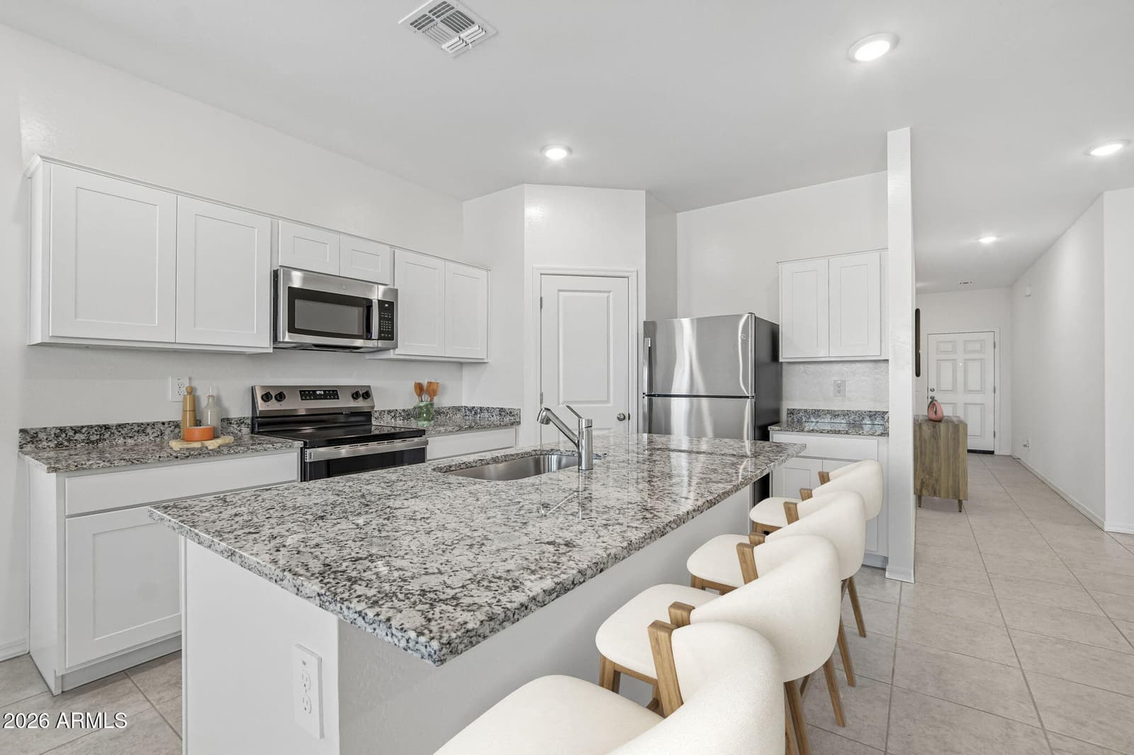 2431 E Equine Drive, San Tan Valley, AZ 85140 — photo 2 of 34