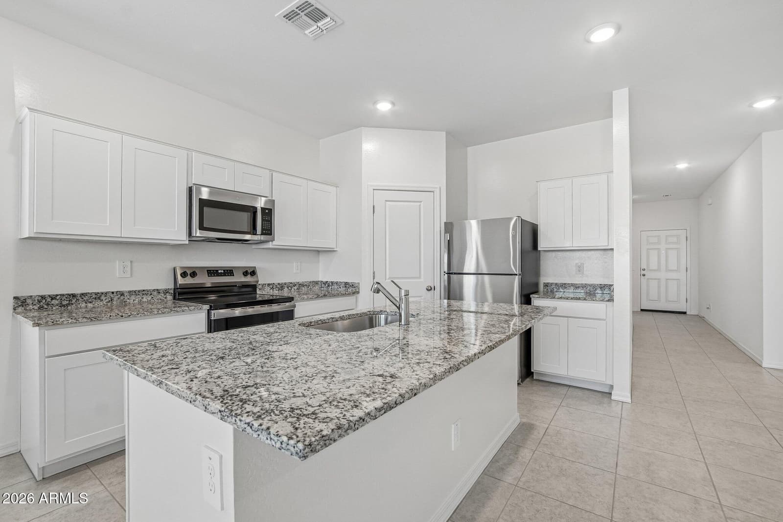 2431 E Equine Drive, San Tan Valley, AZ 85140 — photo 11 of 34