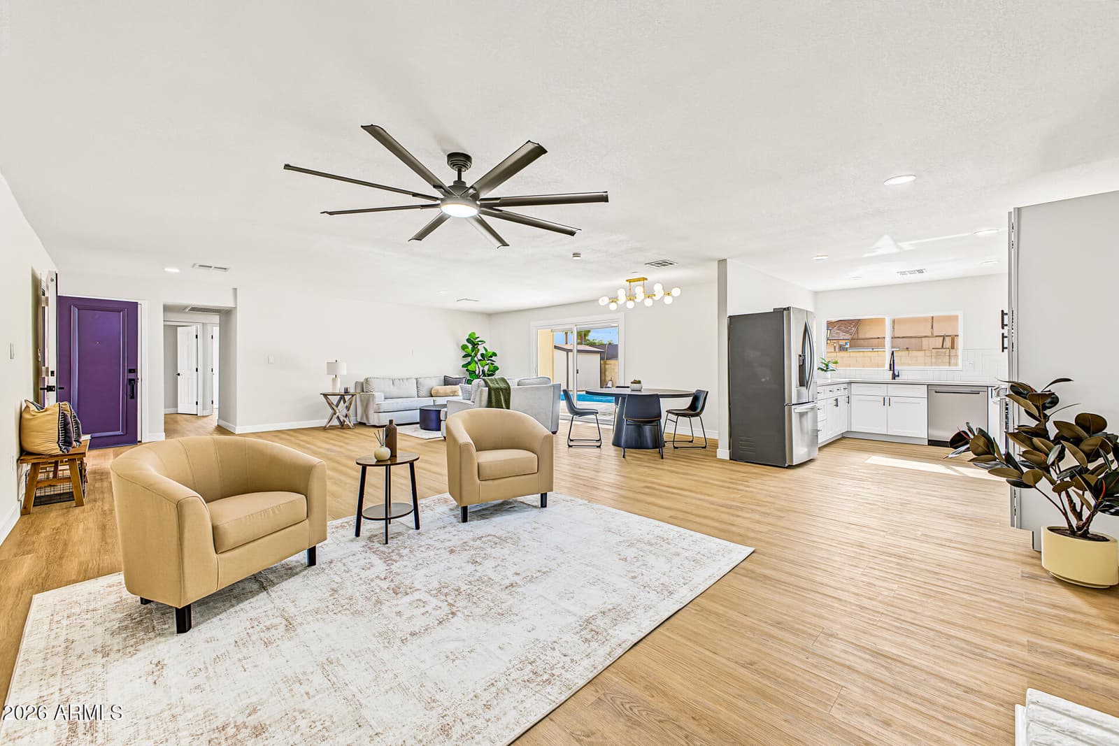 14216 N 39th Drive, Phoenix, AZ 85053 — photo 4 of 37