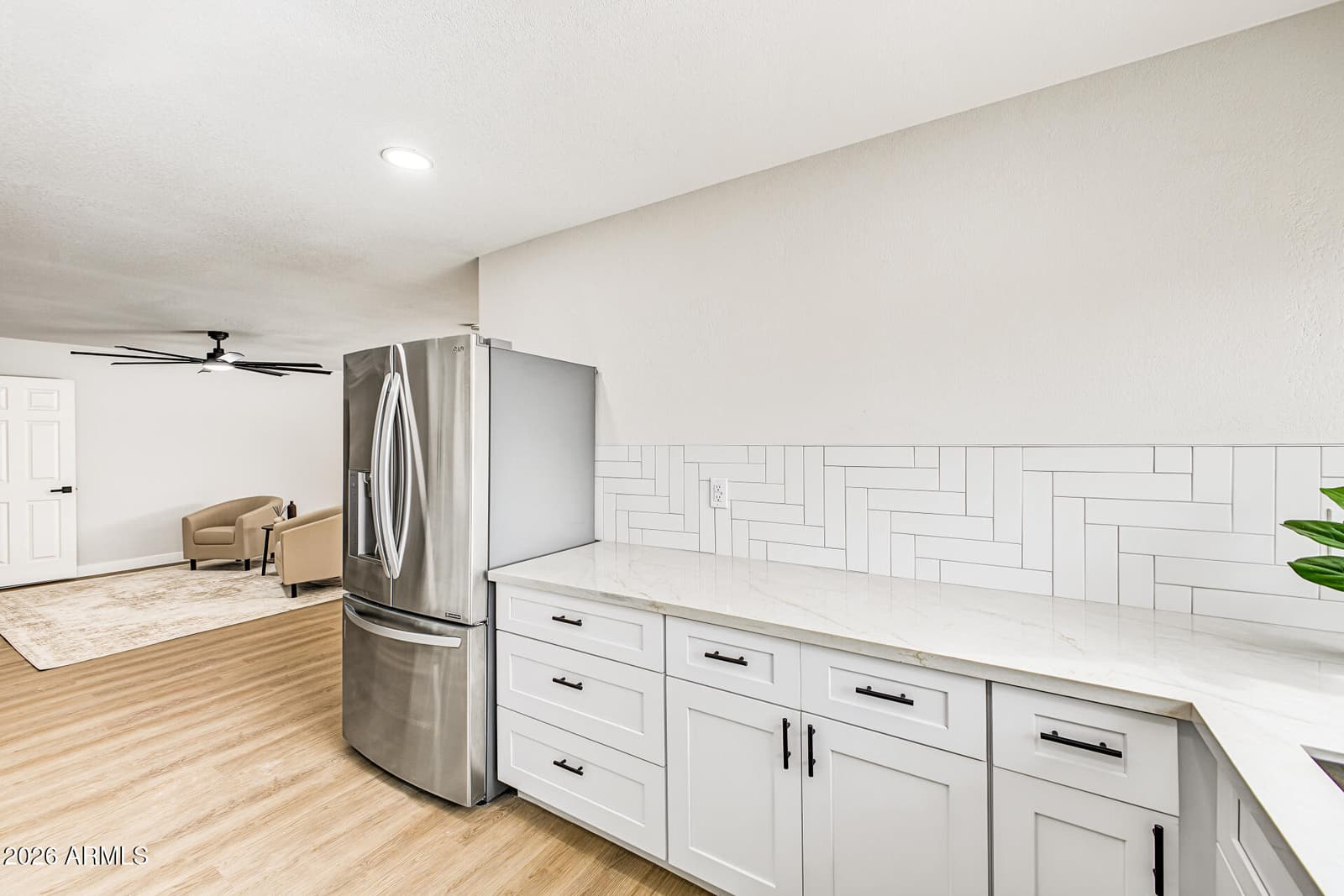 14216 N 39th Drive, Phoenix, AZ 85053 — photo 17 of 37