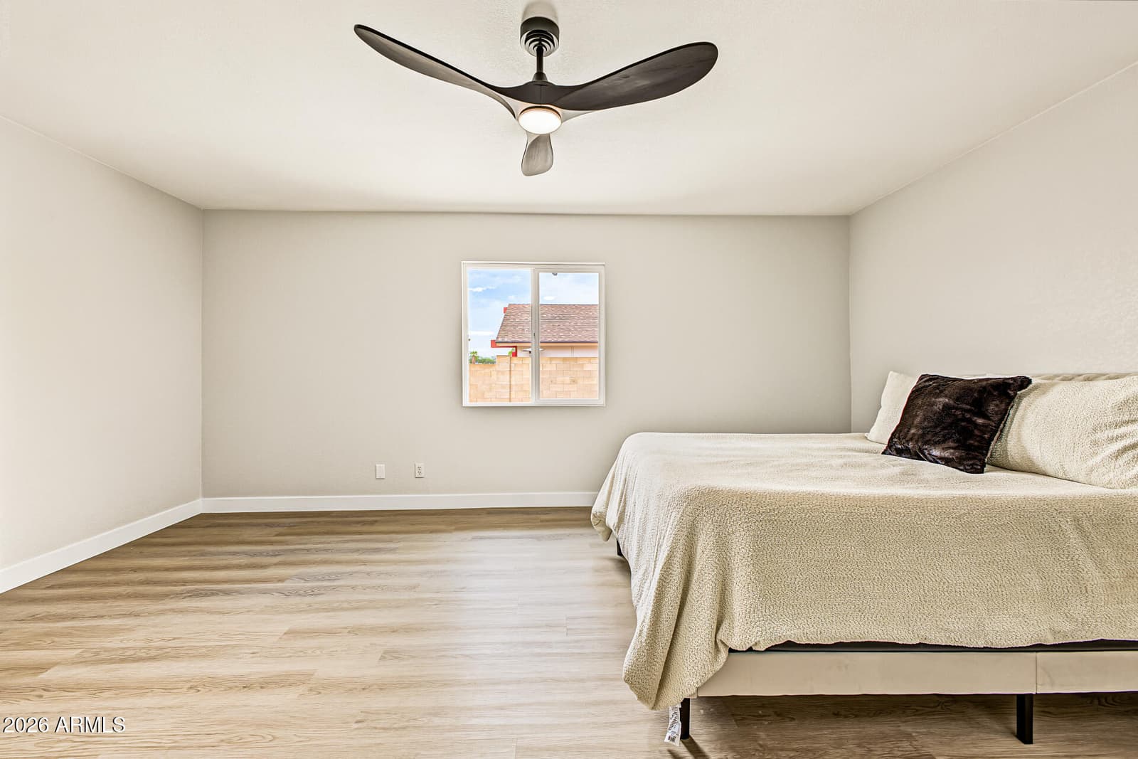 14216 N 39th Drive, Phoenix, AZ 85053 — photo 21 of 37