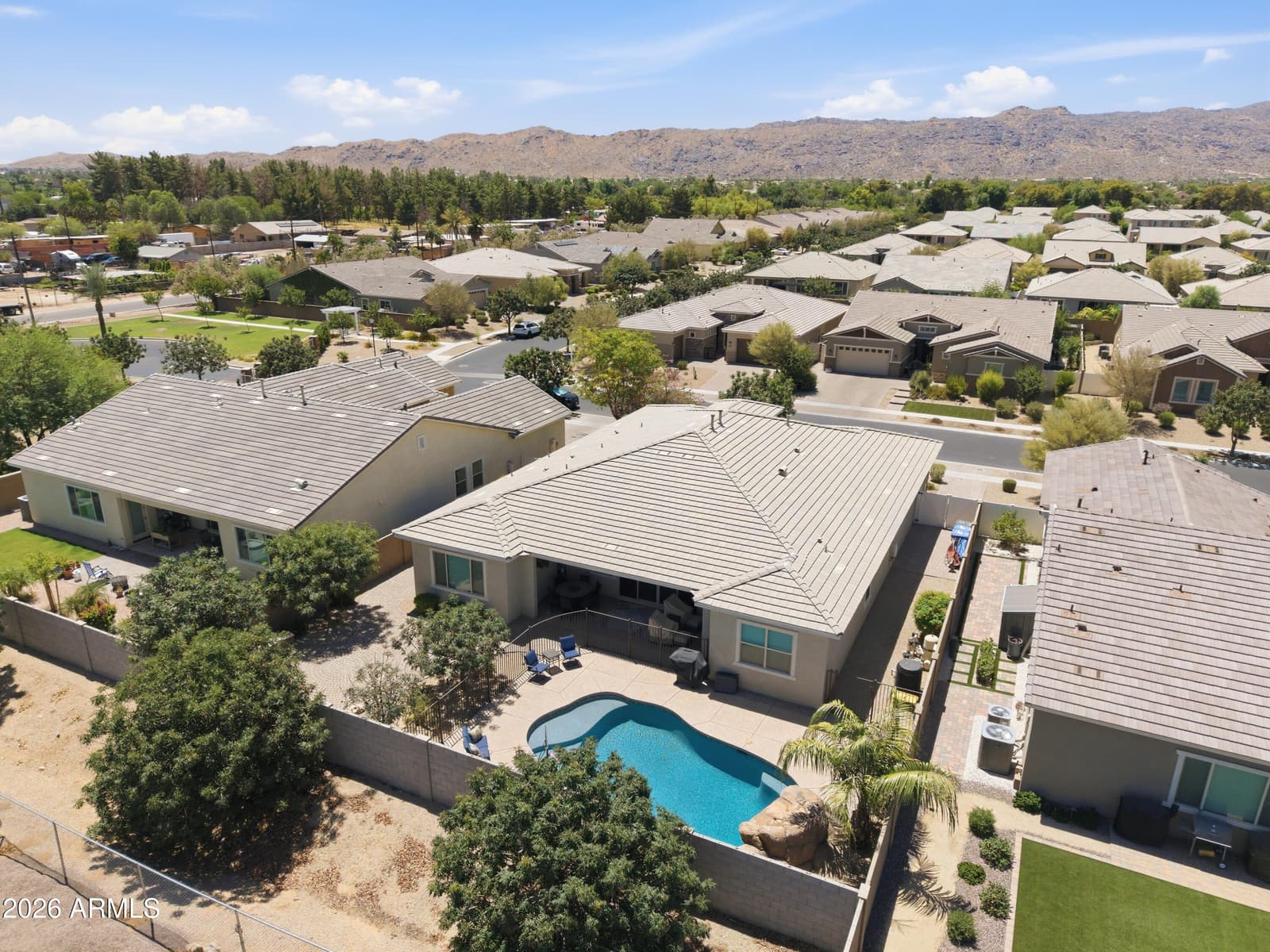 2522 E Pleasant Lane, Phoenix, AZ 85042 — photo 34 of 52