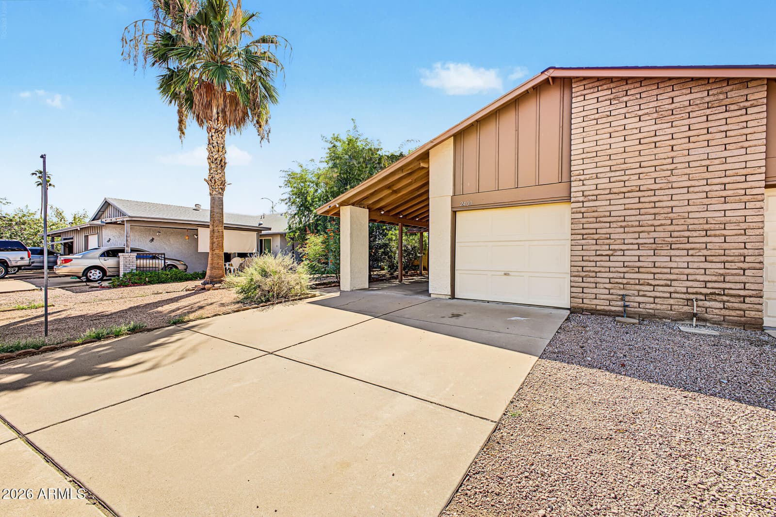 2409 W Kilarea Avenue, Mesa, AZ 85202 — photo 4 of 39