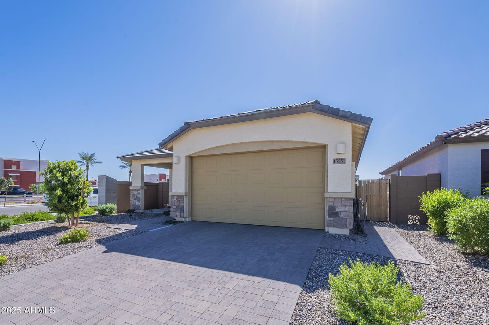 15551 W Kendall Street, Goodyear, AZ 85338 — photo 4 of 37