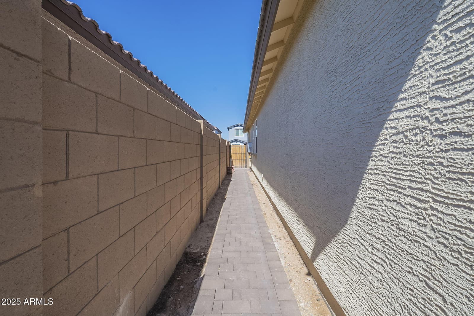15551 W Kendall Street, Goodyear, AZ 85338 — photo 36 of 37