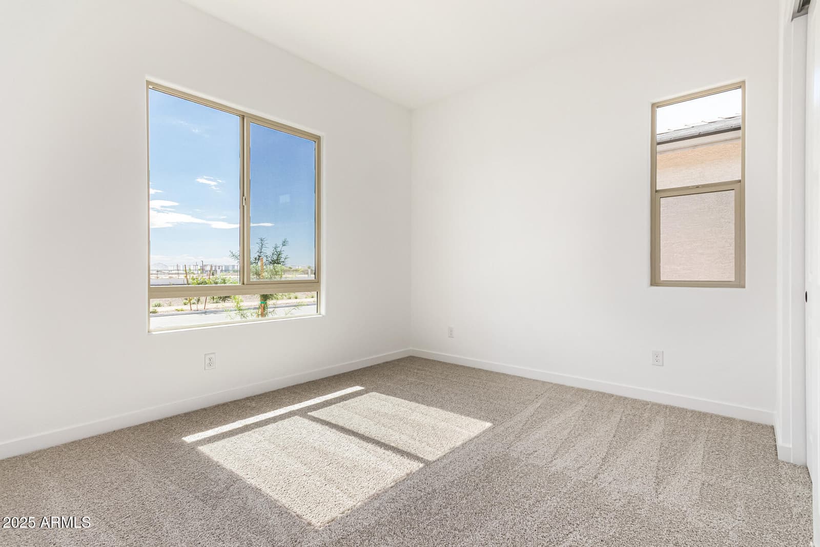15818 W Miami Street, Goodyear, AZ 85338 — photo 15 of 39