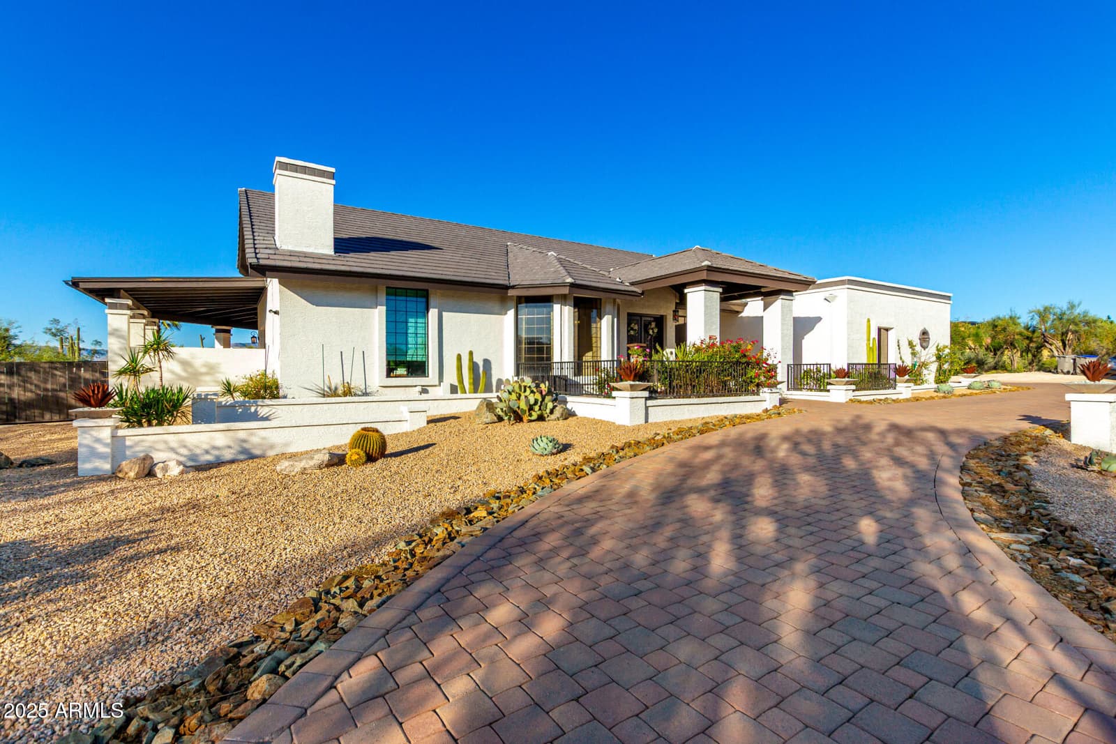 7390 E Stagecoach Pass, Carefree, AZ 85377 — photo 10 of 76