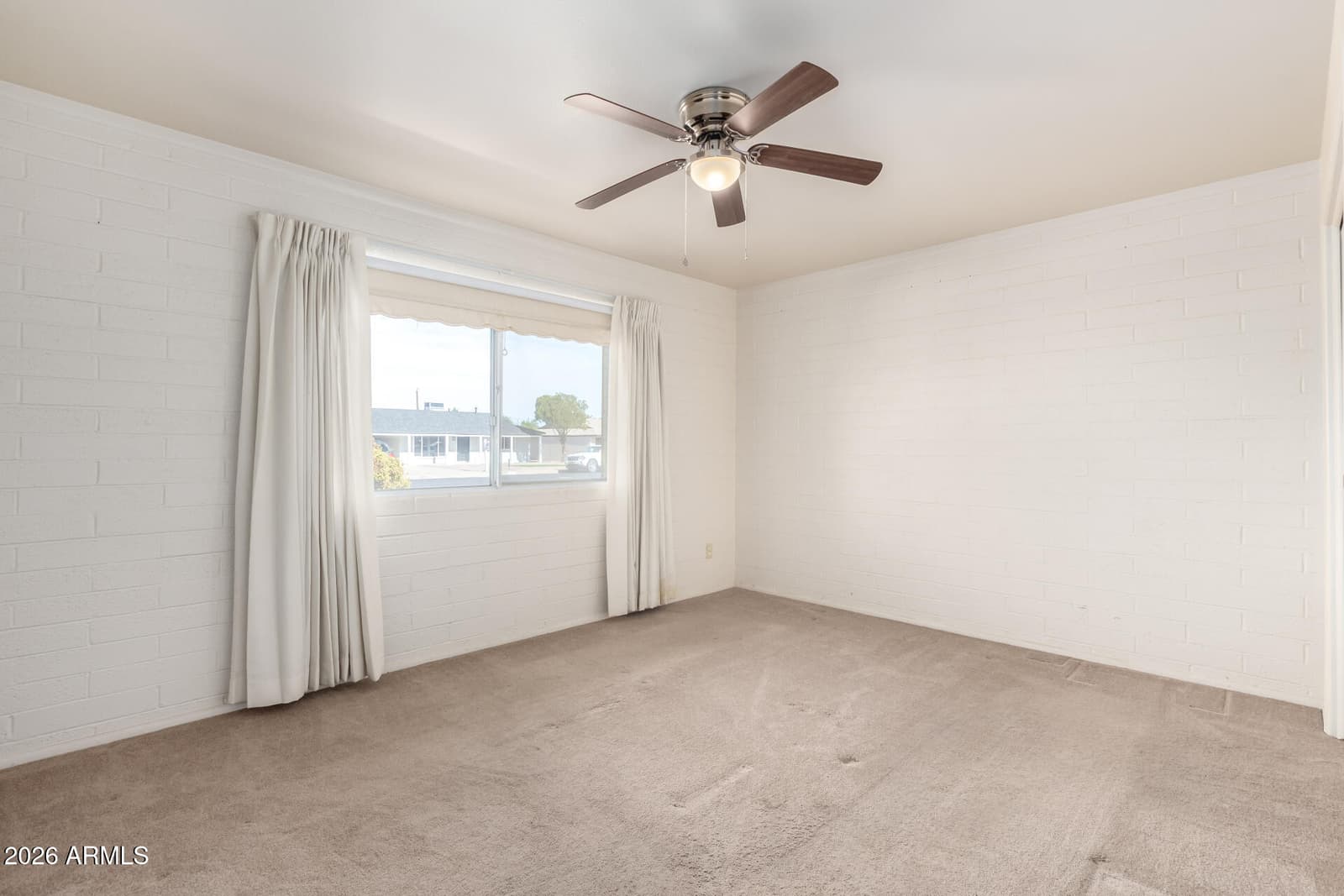 11023 W Sun City Boulevard, Sun City, AZ 85351 — photo 11 of 24