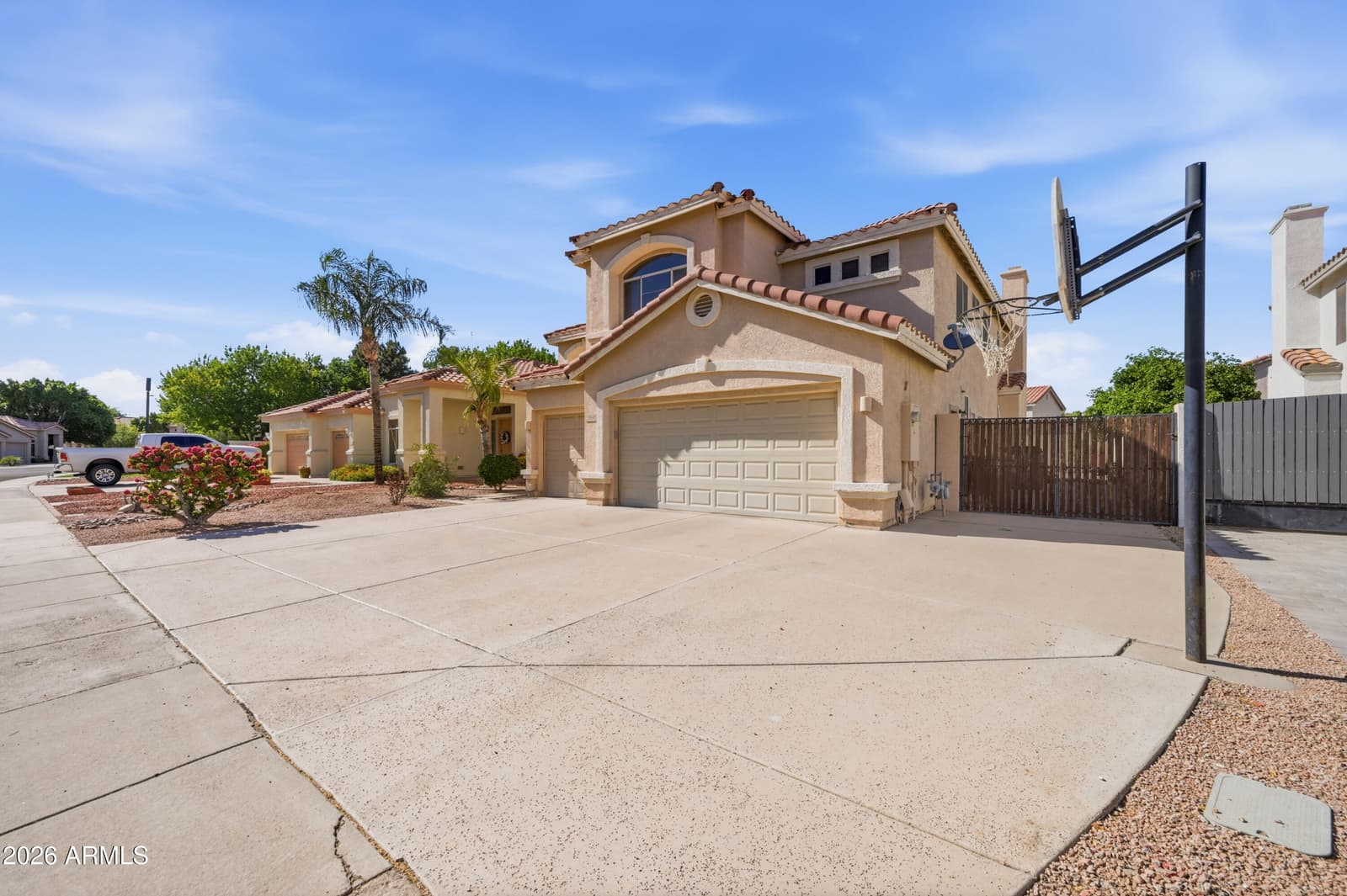 5960 W Lone Cactus Drive, Glendale, AZ 85308 — photo 3 of 34