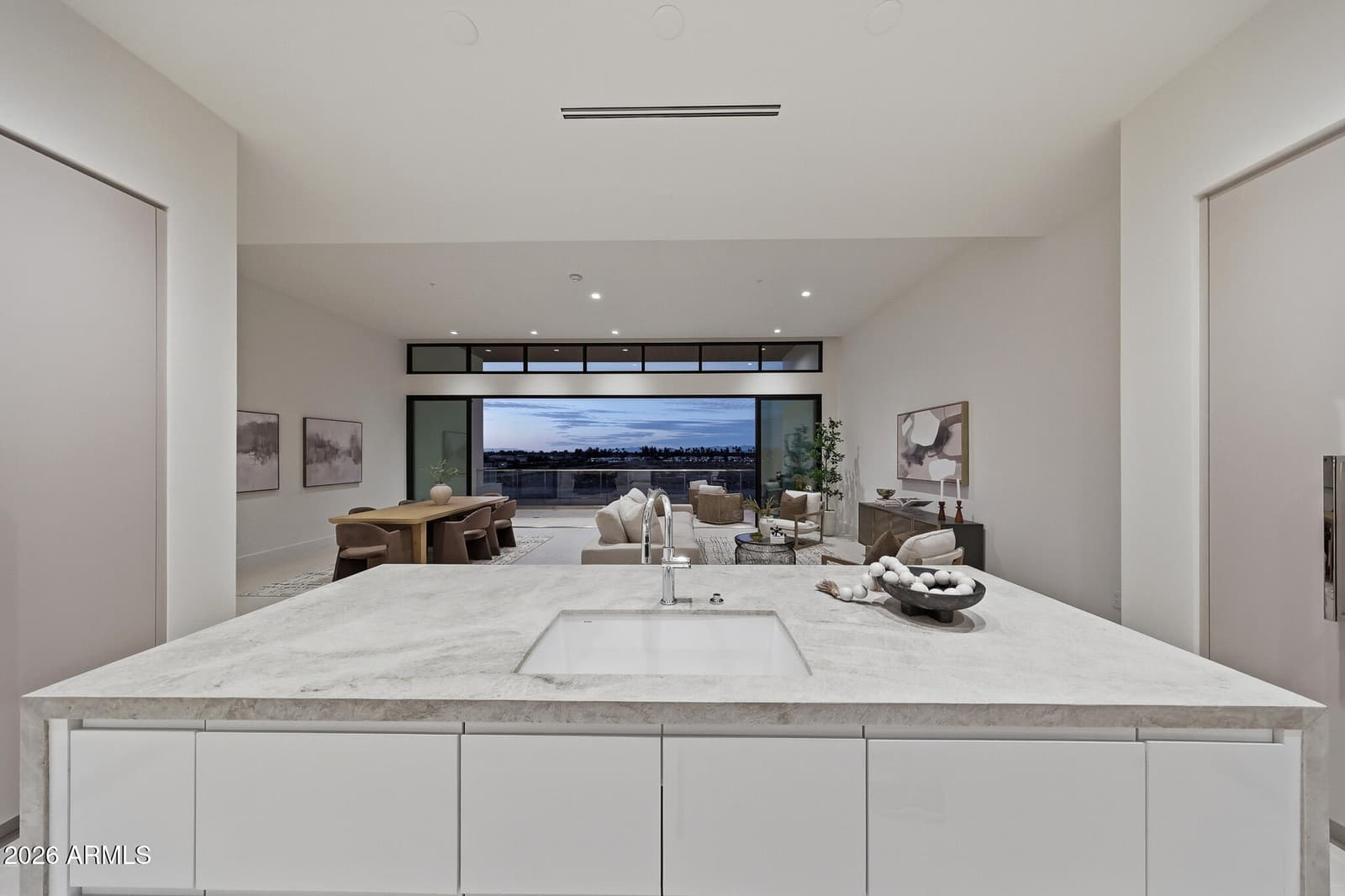 6587 N Palmeraie Boulevard 3013, Paradise Valley, AZ 85253 — photo 12 of 37