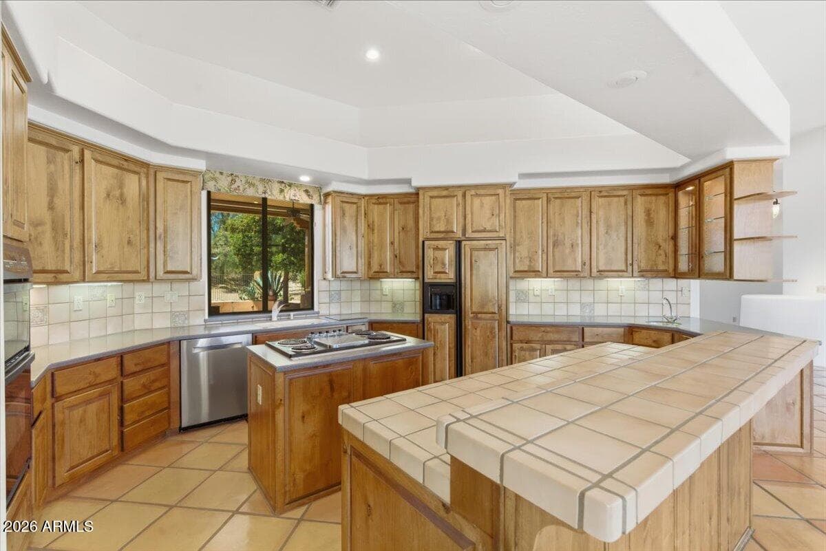 27820 N Lucero Drive, Rio Verde, AZ 85263 — photo 12 of 41