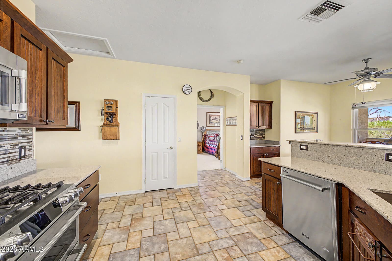 931 E Echo Circle, Apache Junction, AZ 85119 — photo 11 of 86