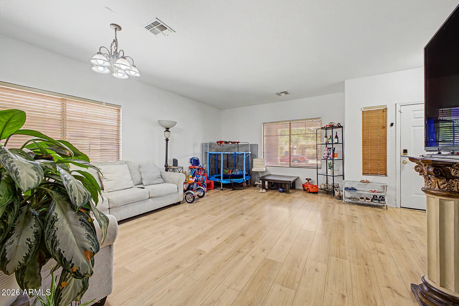 6922 S 50th Glen, Laveen, AZ 85339 — photo 8 of 42