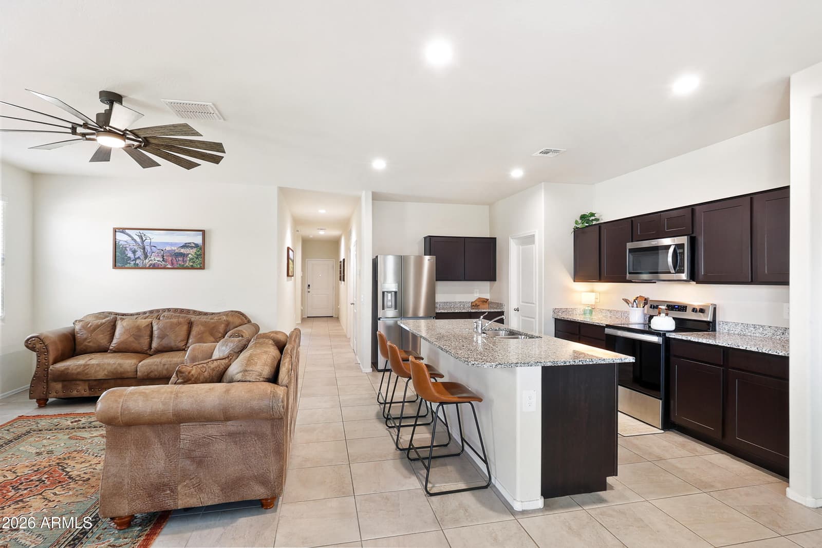 18570 W Desert Hollow Drive, Wittmann, AZ 85361 — photo 4 of 25