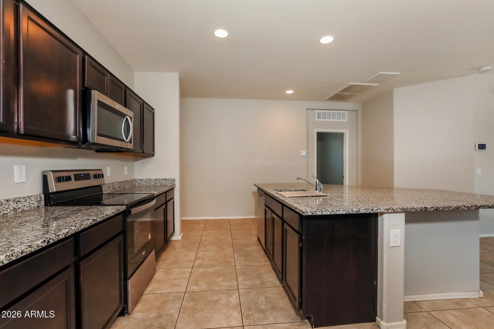 10407 E Lupine Lane, Florence, AZ 85132 — photo 7 of 21