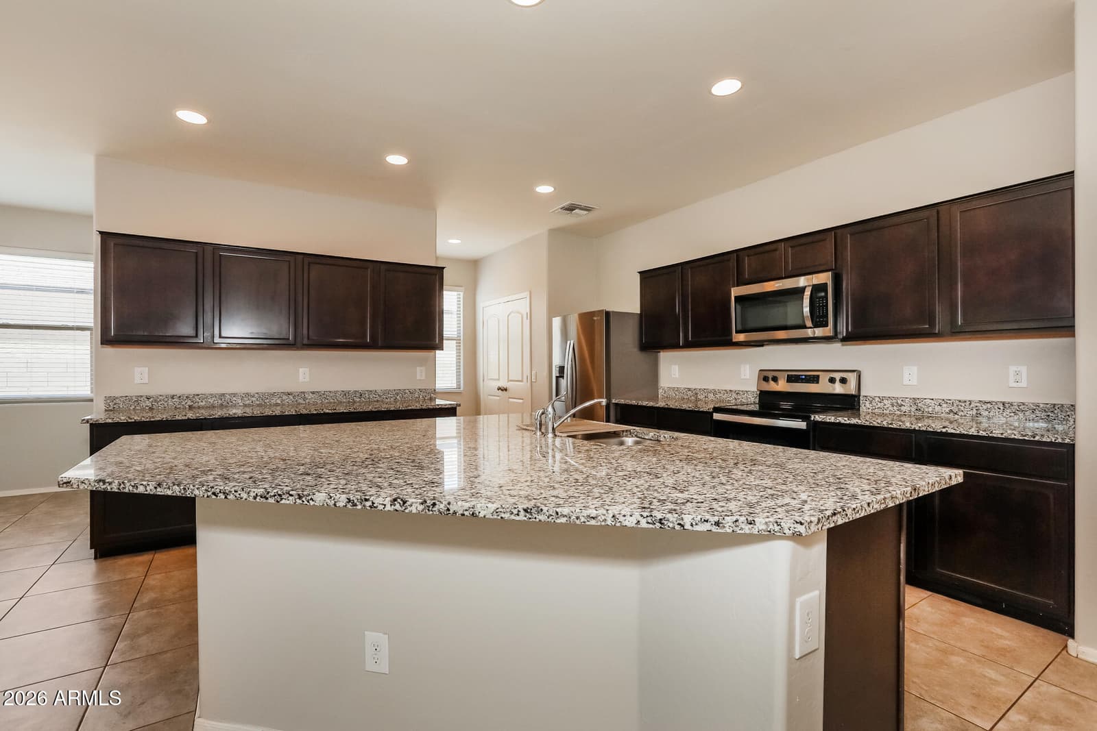10407 E Lupine Lane, Florence, AZ 85132 — photo 9 of 21