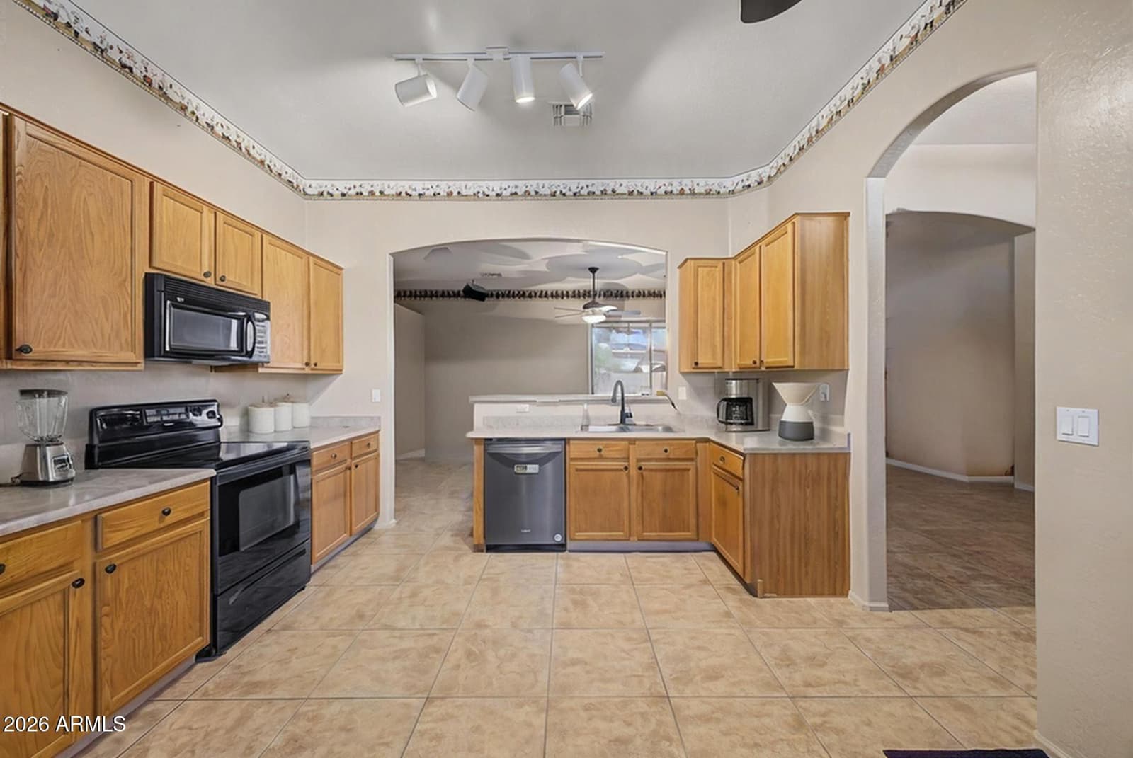 43202 W Chisholm Drive, Maricopa, AZ 85138 — photo 4 of 11