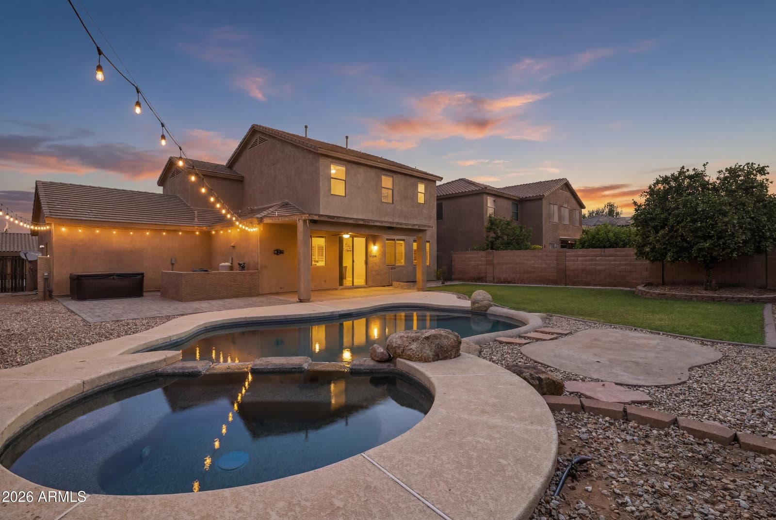 7407 W Honeysuckle Drive, Peoria, AZ 85383 — photo 2 of 39