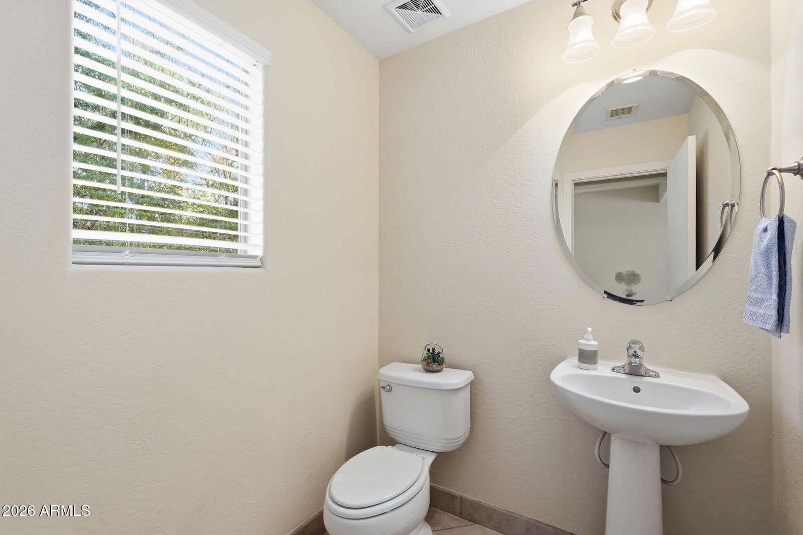 4738 W Juniper Avenue, Coolidge, AZ 85128 — photo 2 of 51