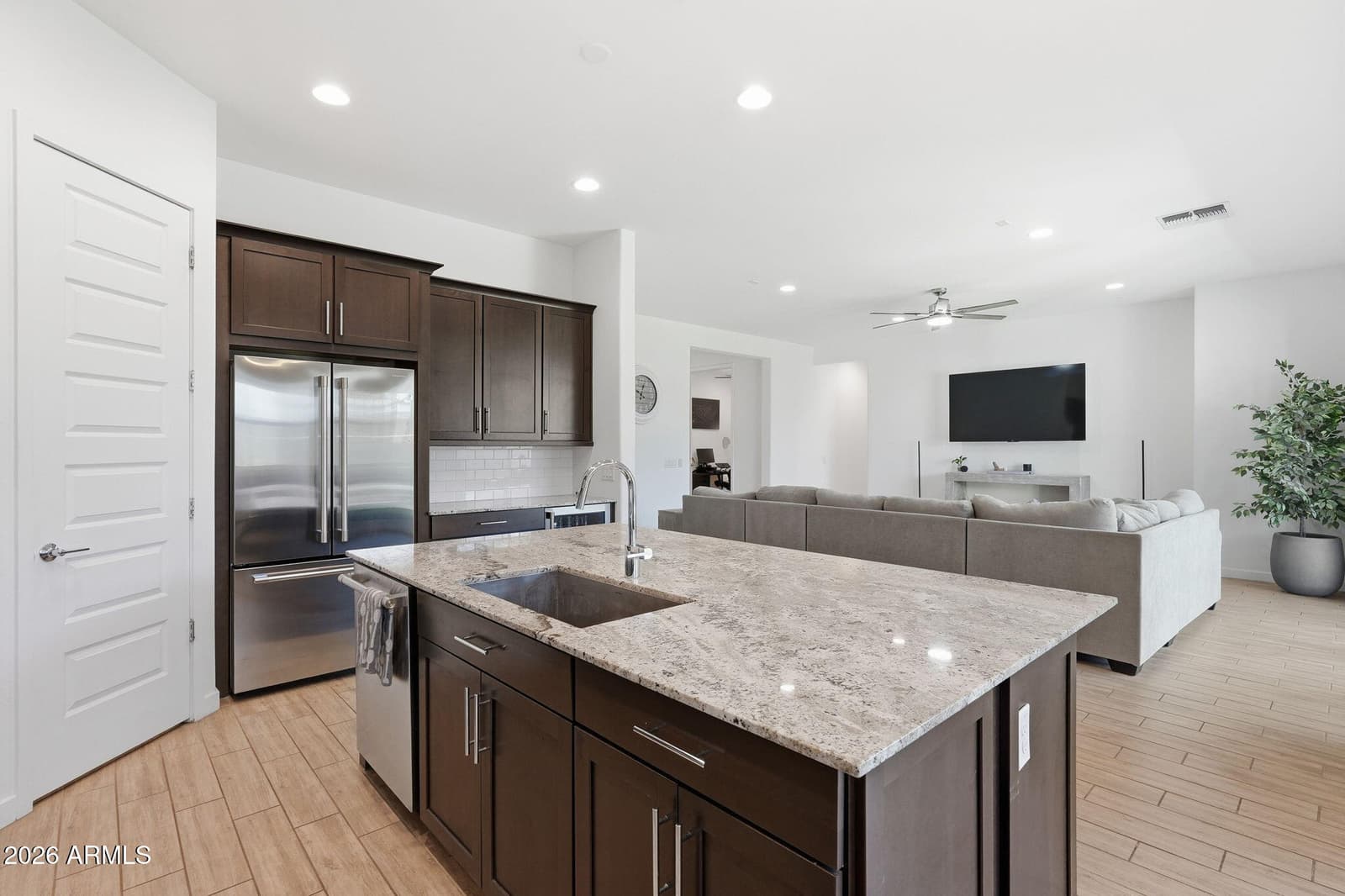 3937 W Estes Way, Laveen, AZ 85339 — photo 8 of 34