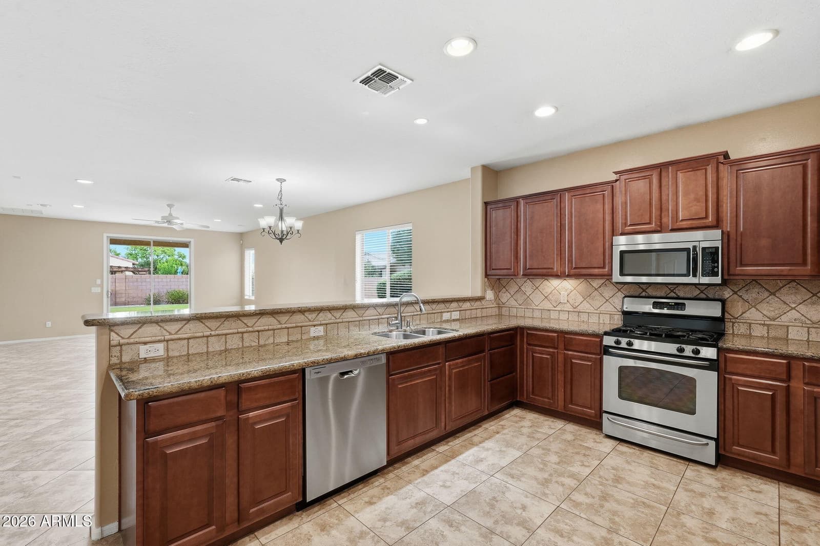 4081 S Pinnacle Place, Chandler, AZ 85249 — photo 10 of 45