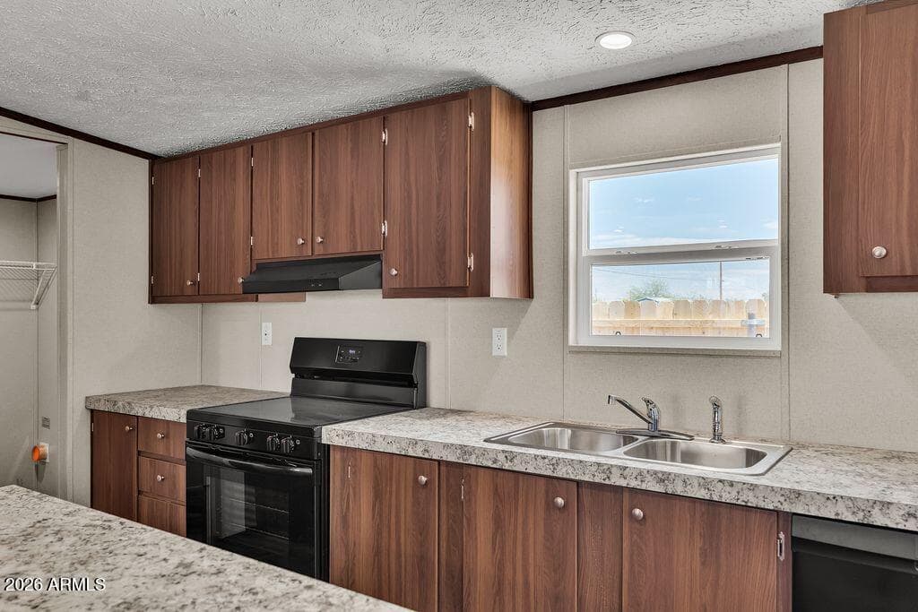 3440 W Romana Drive, Eloy, AZ 85131 — photo 10 of 53
