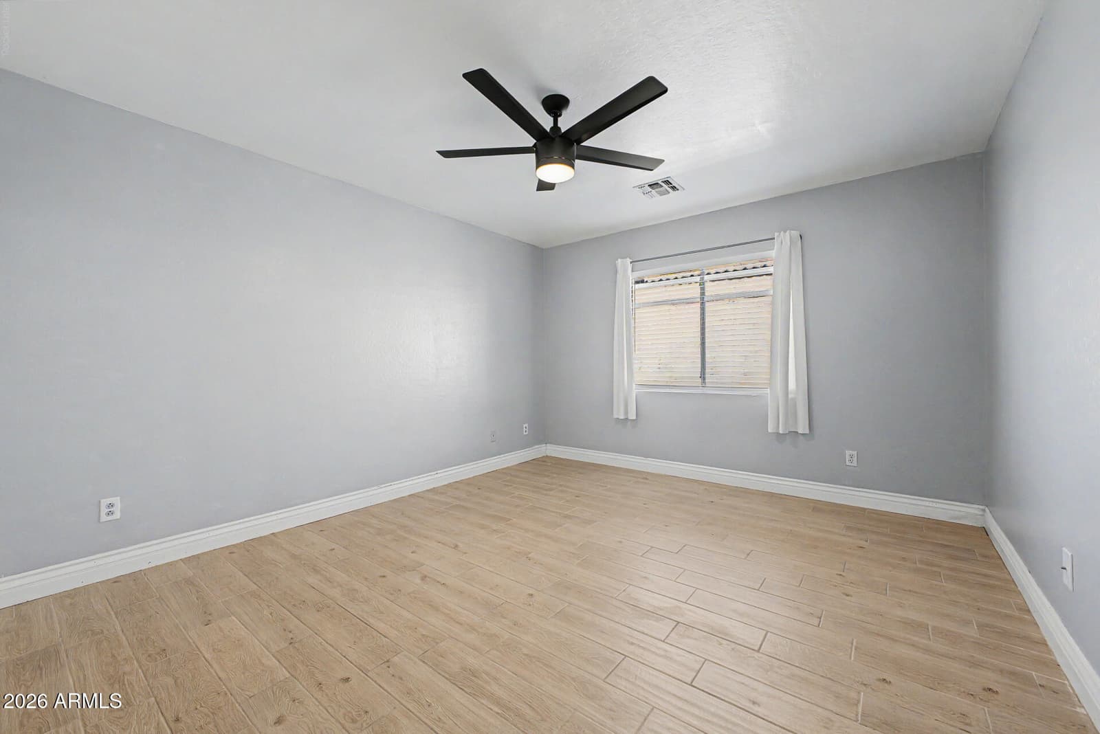 12437 W Aster Drive, El Mirage, AZ 85335 — photo 13 of 47