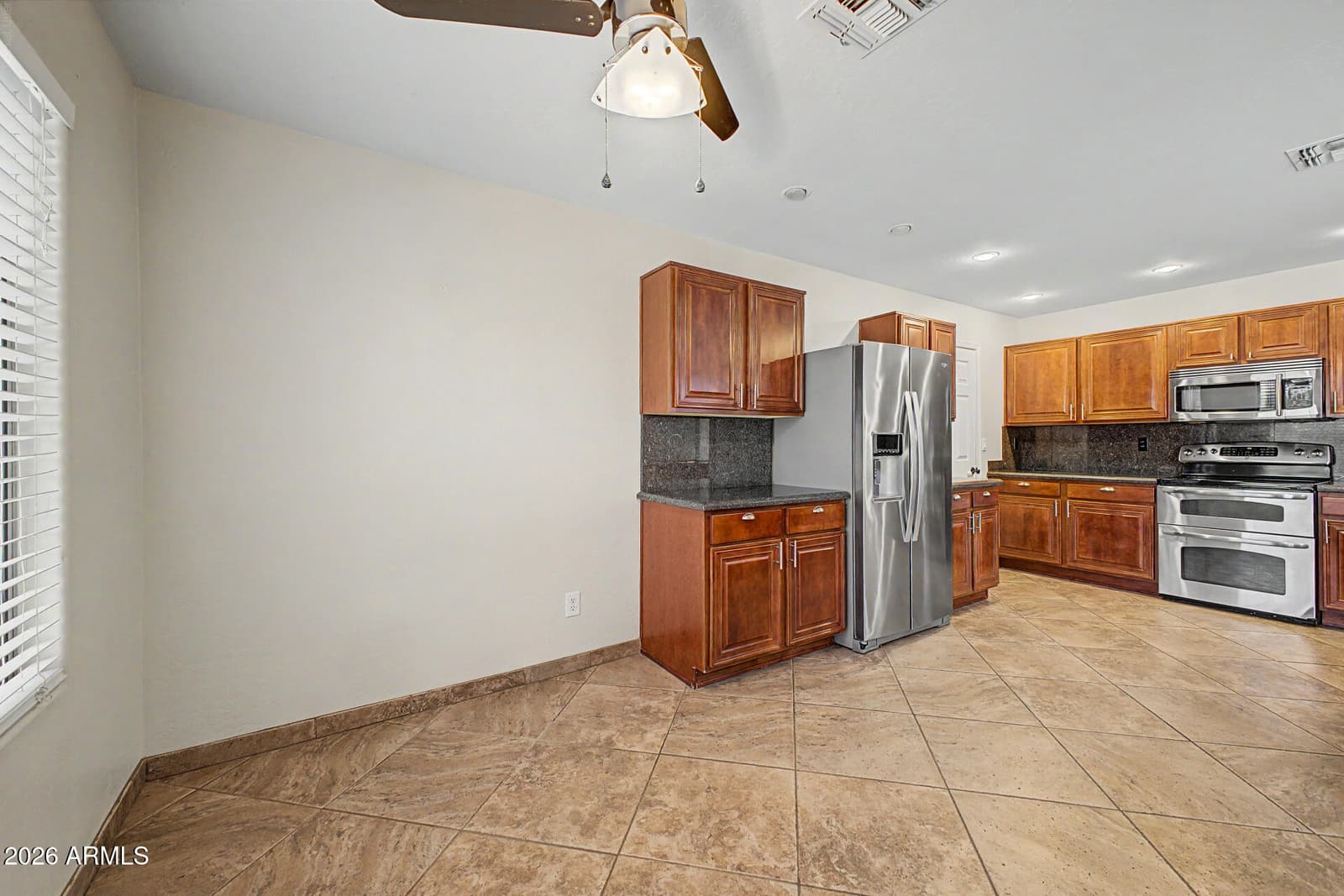 2071 E 36th Avenue, Apache Junction, AZ 85119 — photo 13 of 43