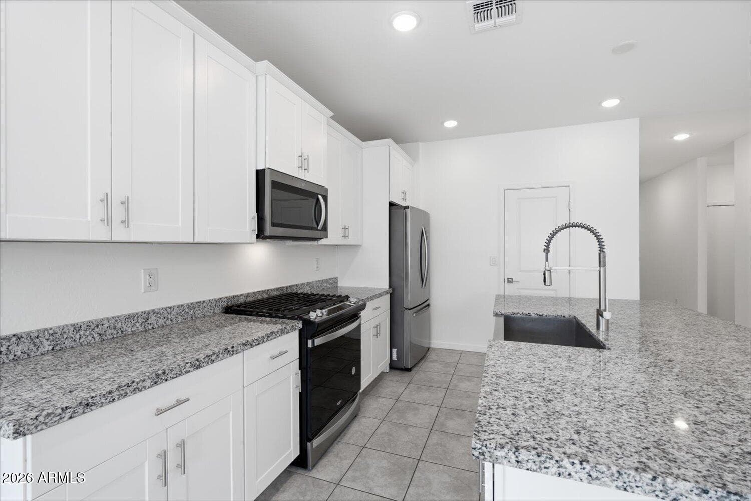 9053 W Agora Lane, Tolleson, AZ 85353 — photo 10 of 35