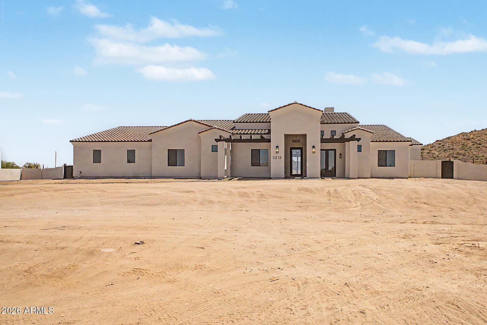 3213 W Lind Road, Queen Creek, AZ 85142 — photo 2 of 52