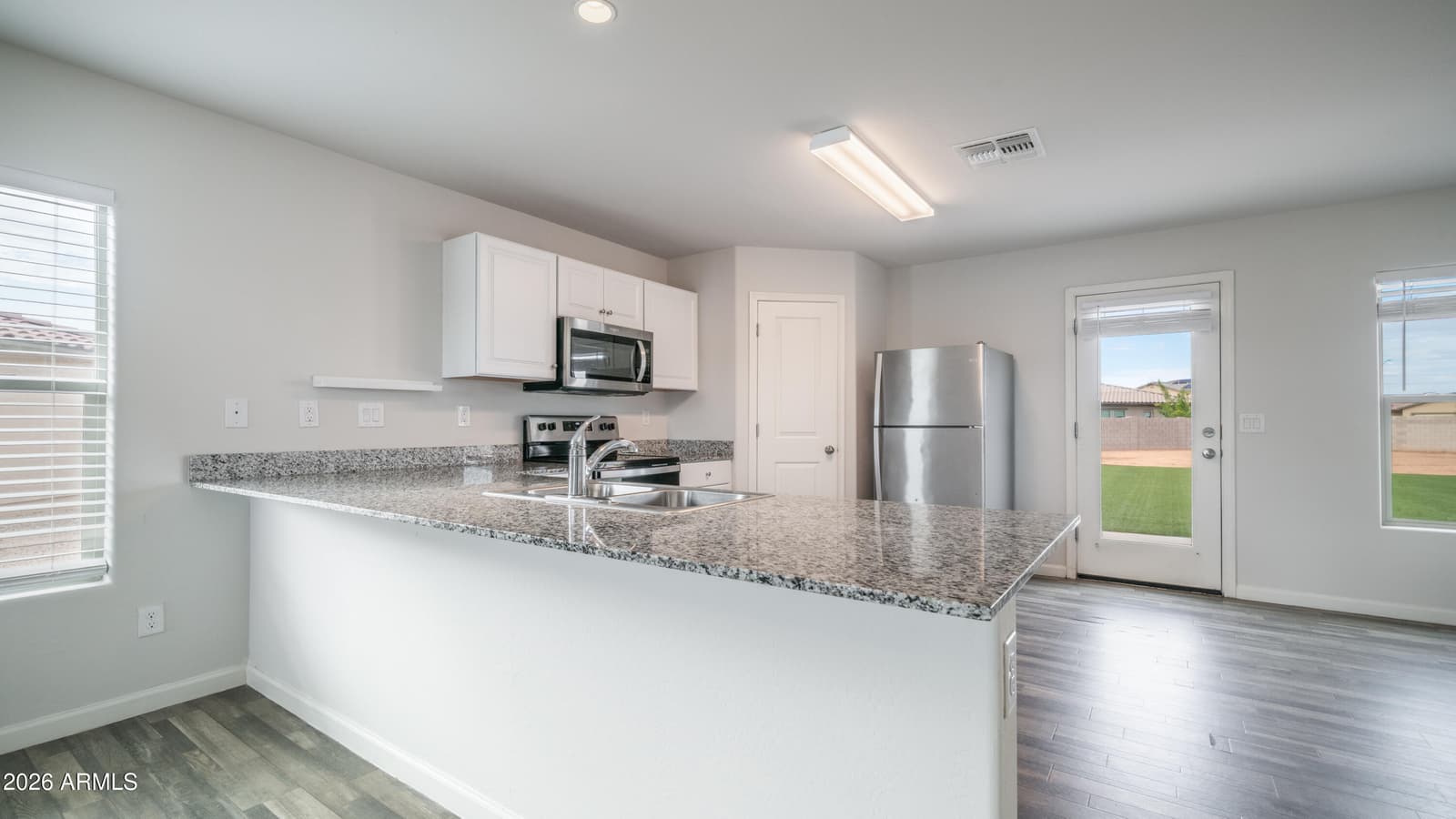 928 W Verde Lane, Coolidge, AZ 85128 — photo 9 of 32
