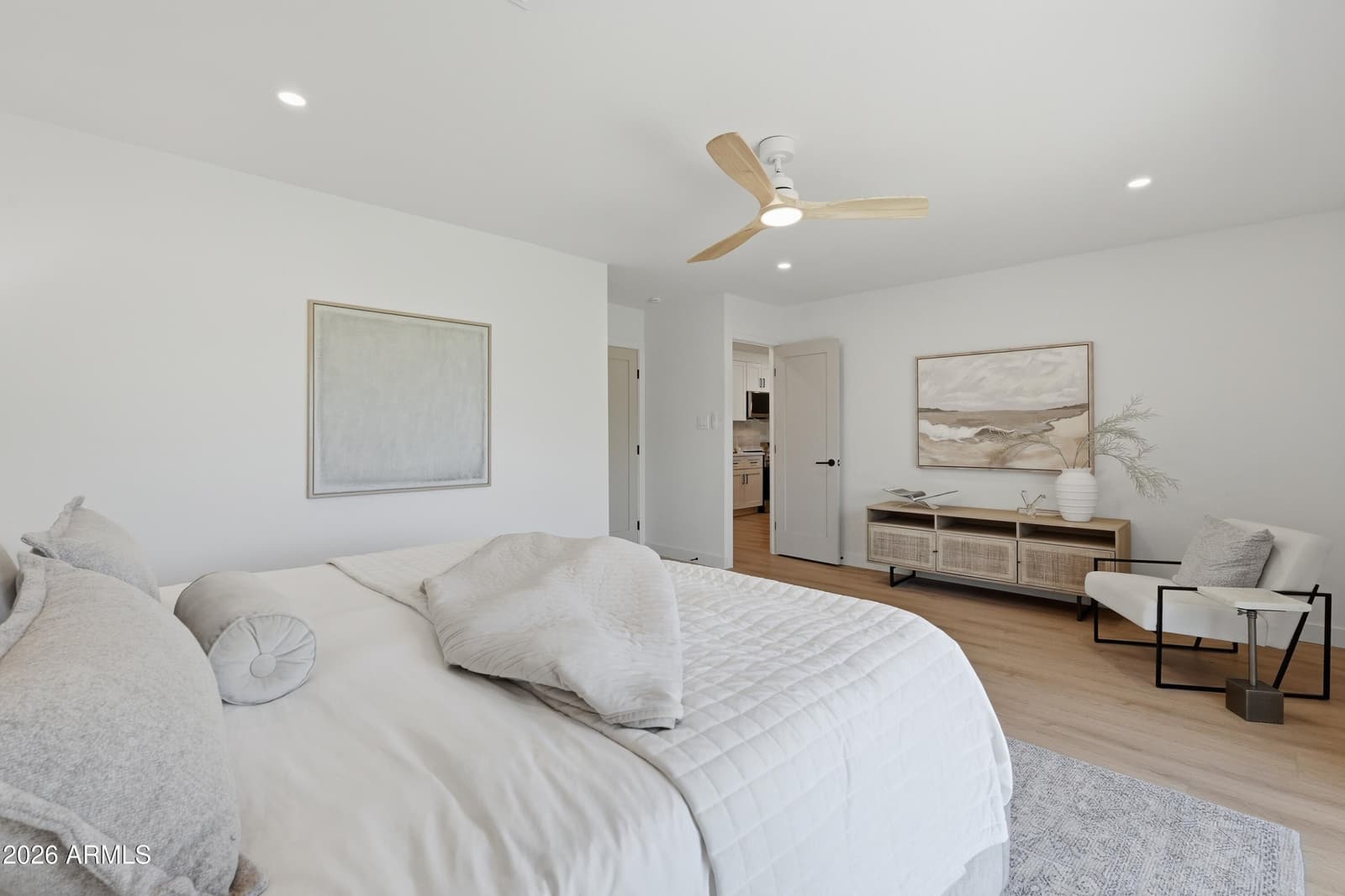1318 E La Jolla Drive, Tempe, AZ 85282 — photo 13 of 38