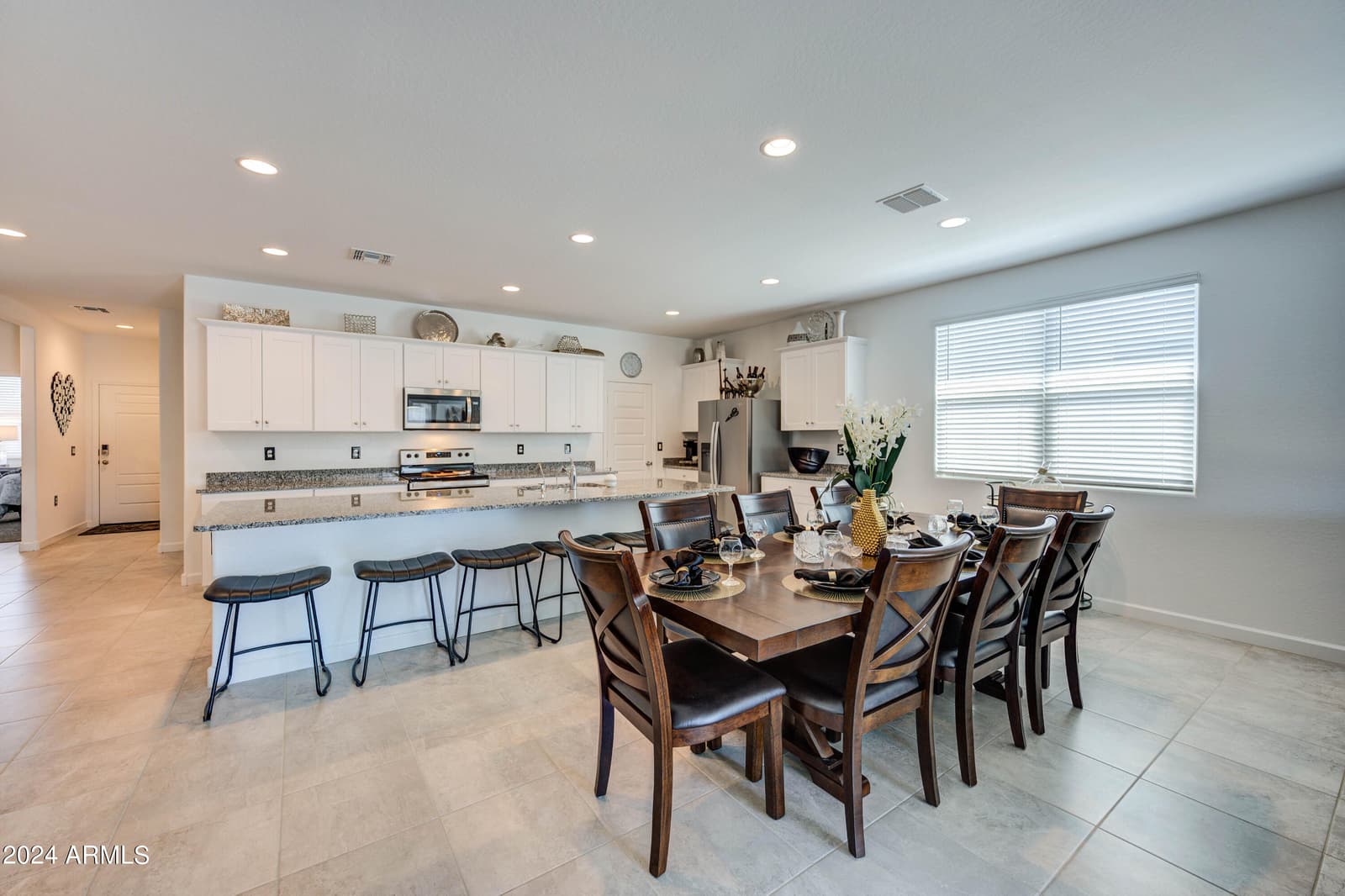 3353 W Shanley Avenue, Apache Junction, AZ 85120 — photo 4 of 16
