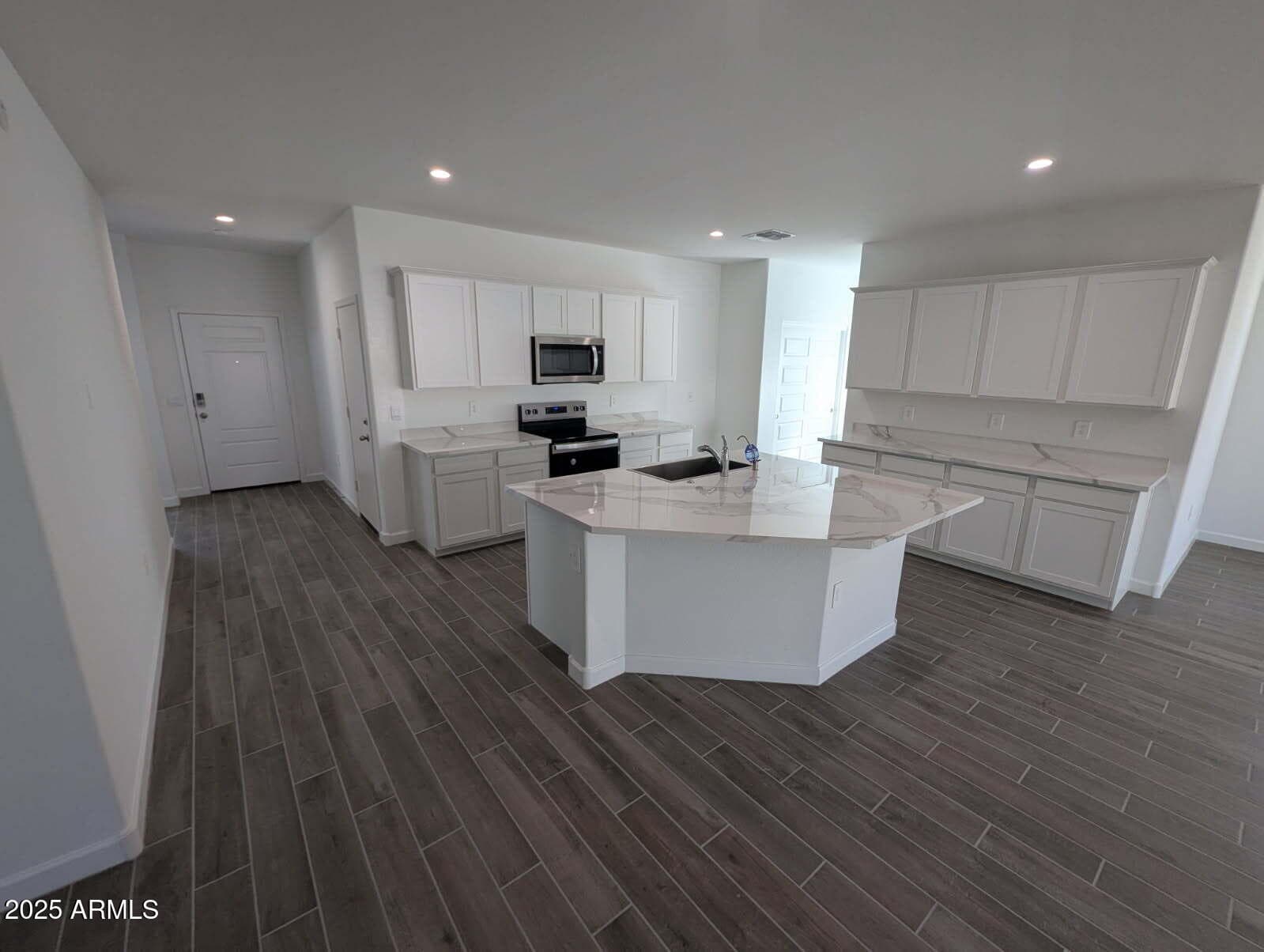 18828 E Elsa Drive, Gold Canyon, AZ 85118 — photo 6 of 20