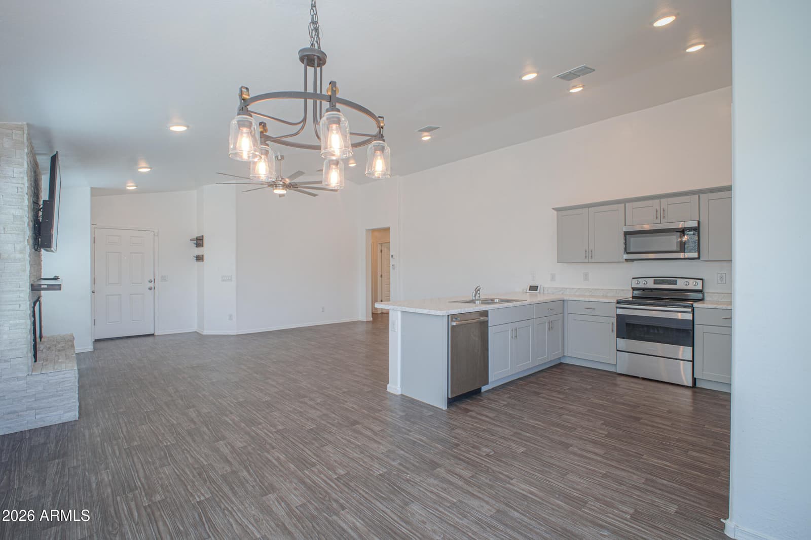 961 W Prior Avenue, Coolidge, AZ 85128 — photo 3 of 18