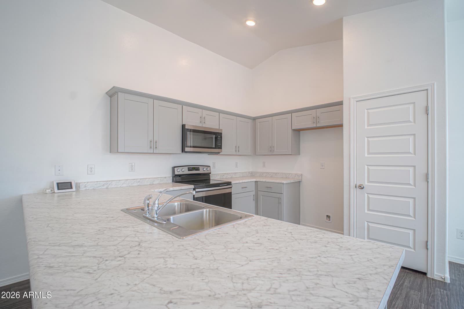 961 W Prior Avenue, Coolidge, AZ 85128 — photo 4 of 18