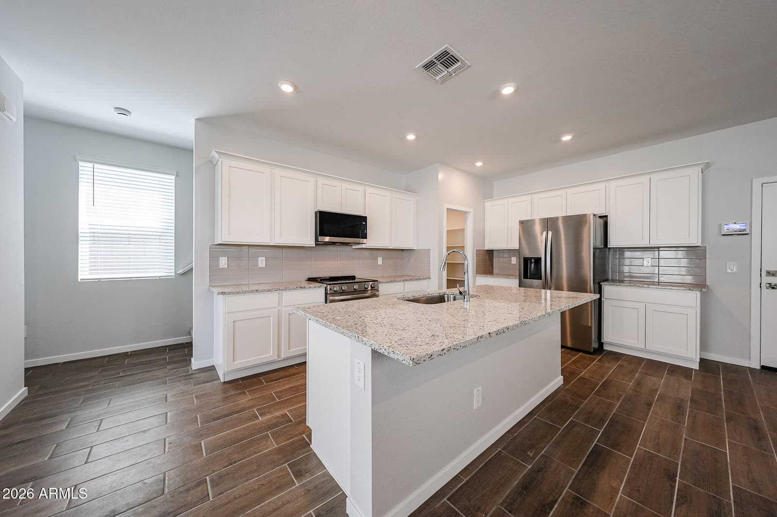 17364 W Villa Hermosa Lane, Surprise, AZ 85387 — photo 5 of 47