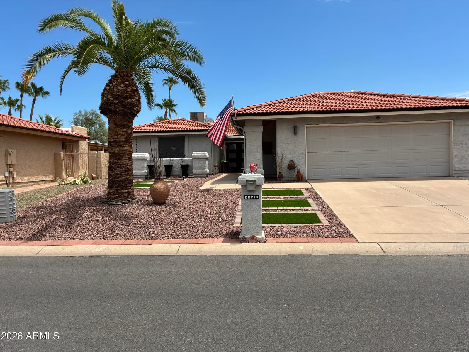 26213 S EASTLAKE Drive, Sun Lakes, AZ 85248